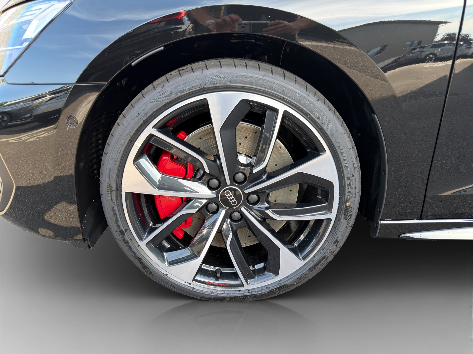 AUDI S3 Sportback TFSI quattro S-tronic-image-13
