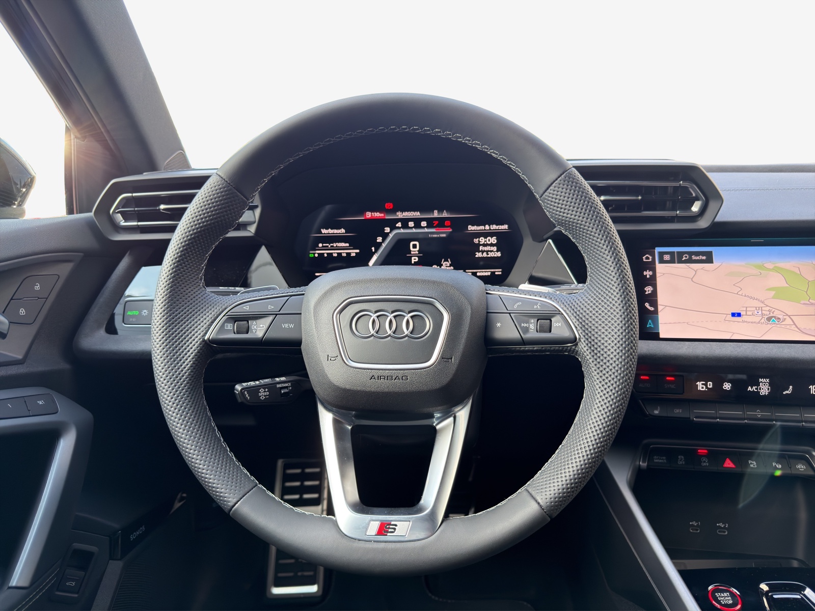 AUDI S3 Sportback TFSI quattro S-tronic-image-9