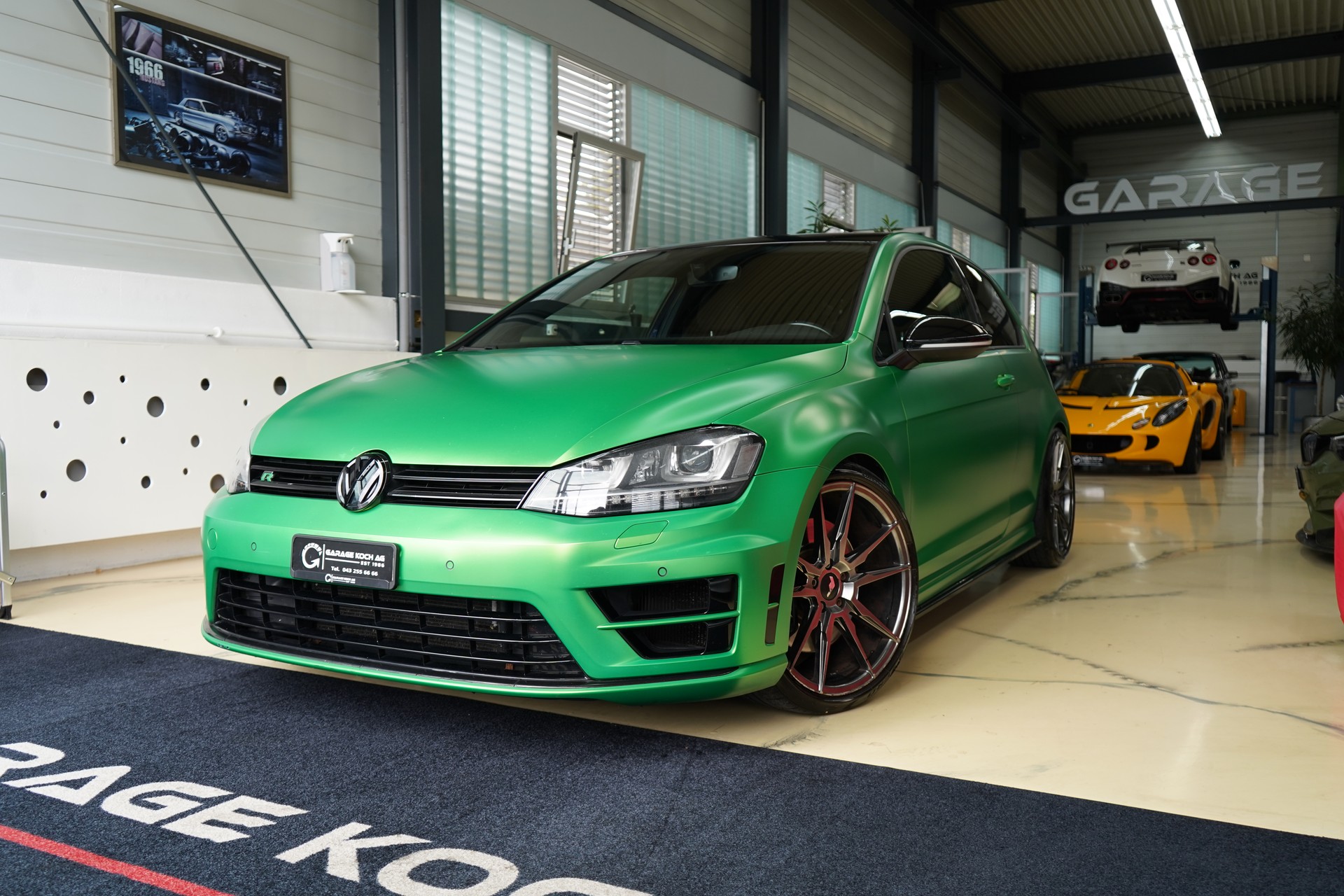 VW Golf 2.0 TSI R 4Motion DSG-image-0