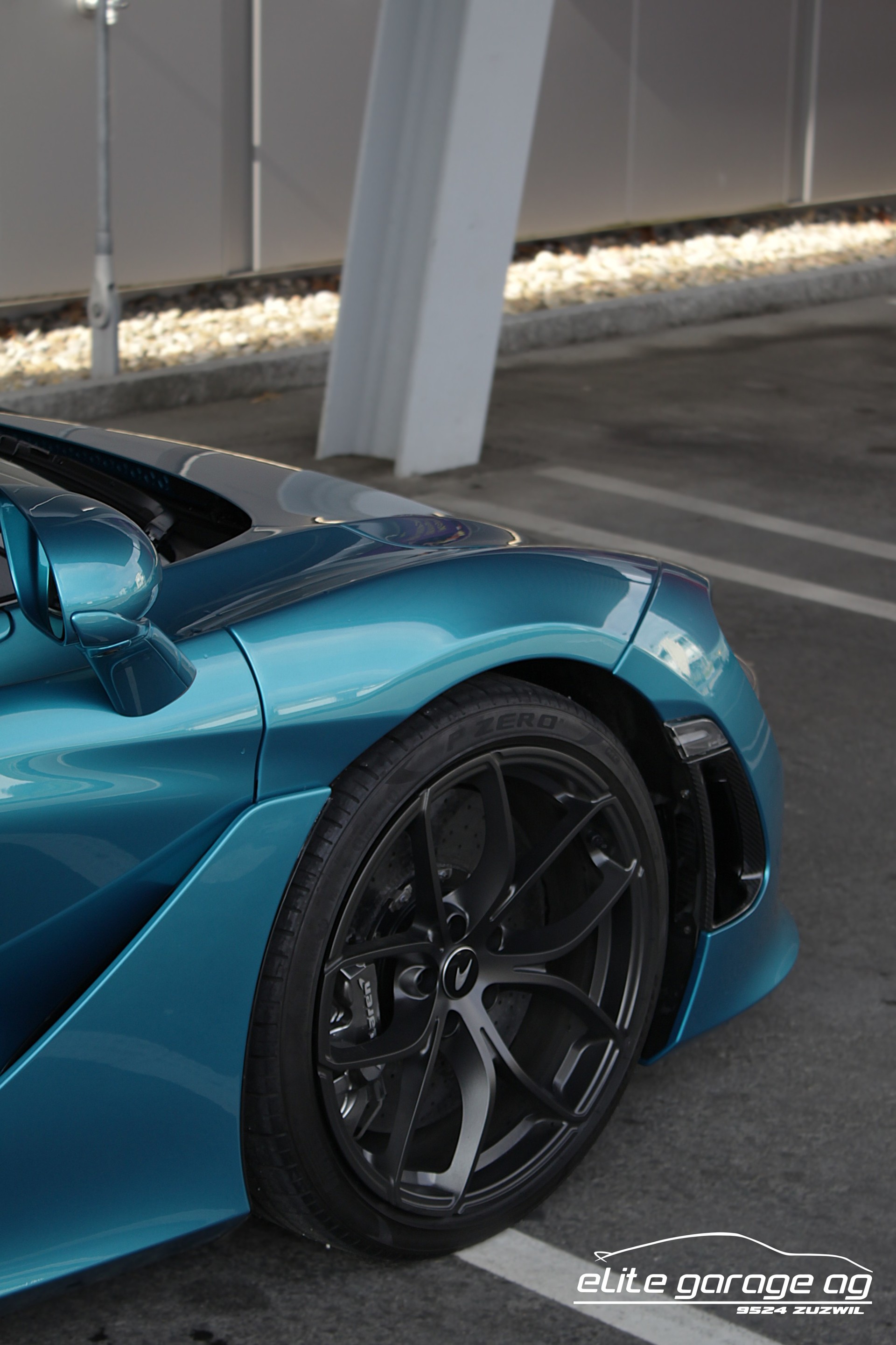 McLAREN 720S Spider Luxury 4.0 V8 SSG ELITE PAINT BELIZE BLUE-image-11