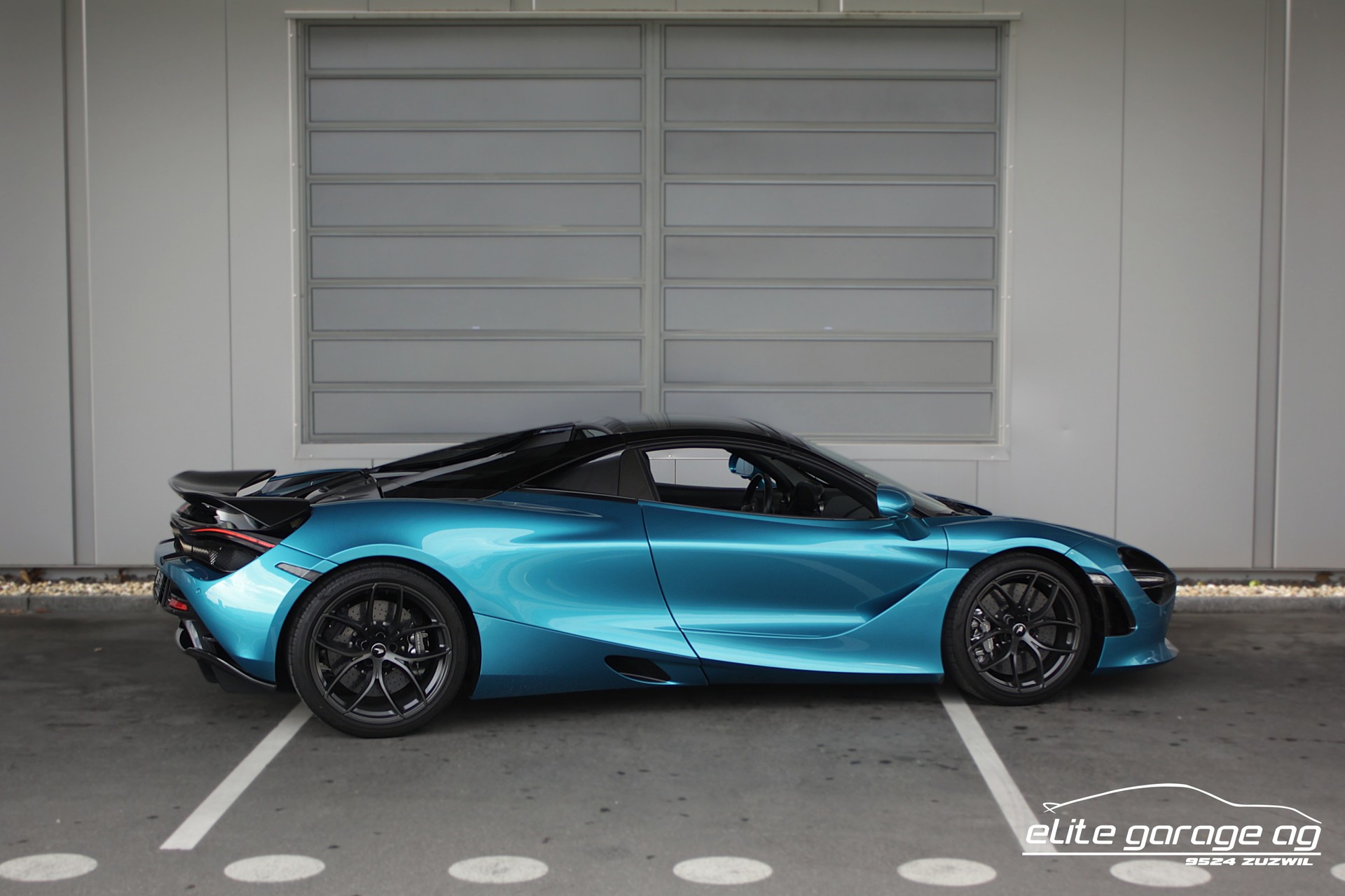 McLAREN 720S Spider Luxury 4.0 V8 SSG ELITE PAINT BELIZE BLUE-image-5