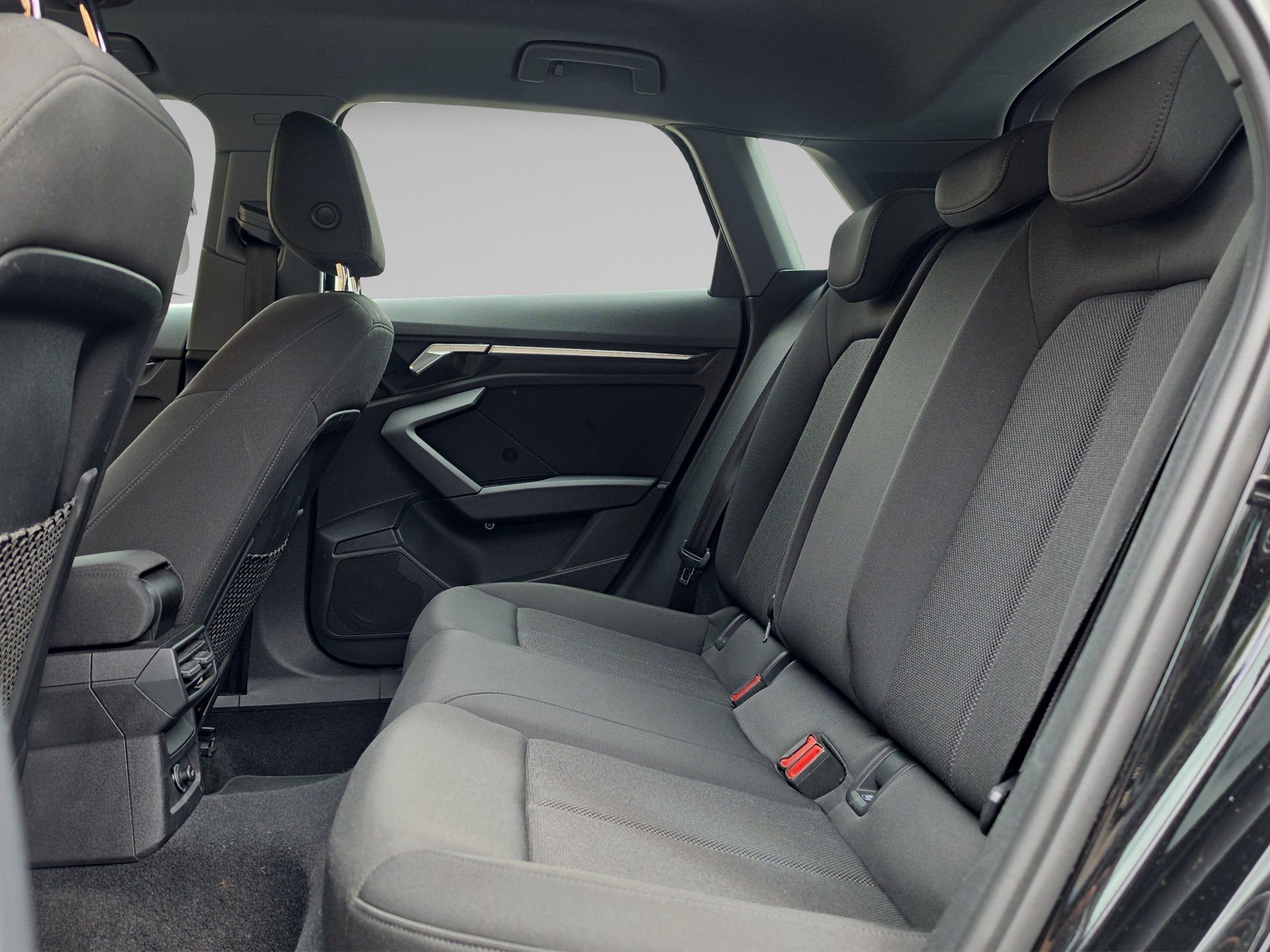 AUDI A3 Sportback 35 TFSI advanced Attraction S-tronic-image-9