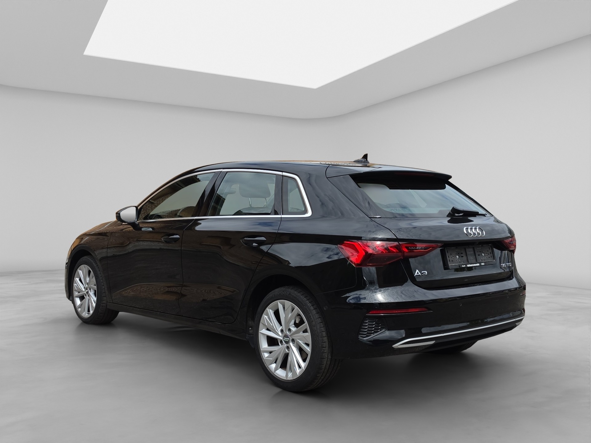 AUDI A3 Sportback 35 TFSI advanced Attraction S-tronic-image-3