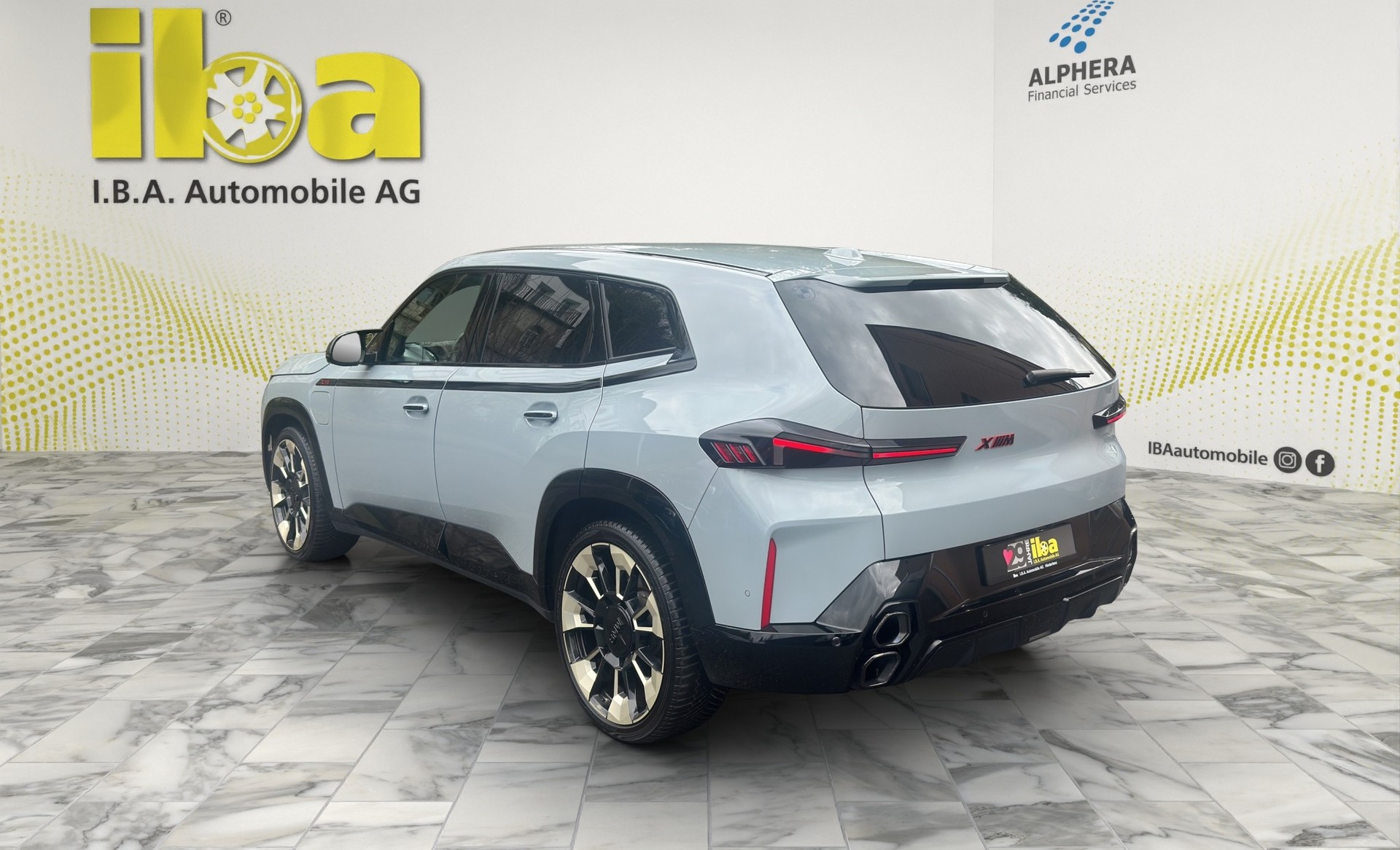 BMW XM xDrive PHEV Label (CH) INDIVIDUAL M Driver's Package-image-2