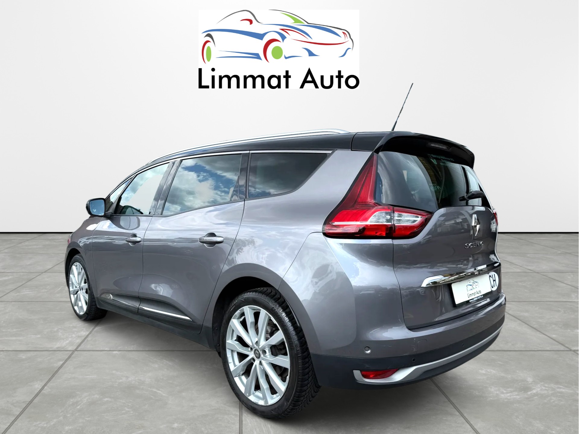 RENAULT Grand Scénic 1.6 dCi Initiale Paris EDC-image-5