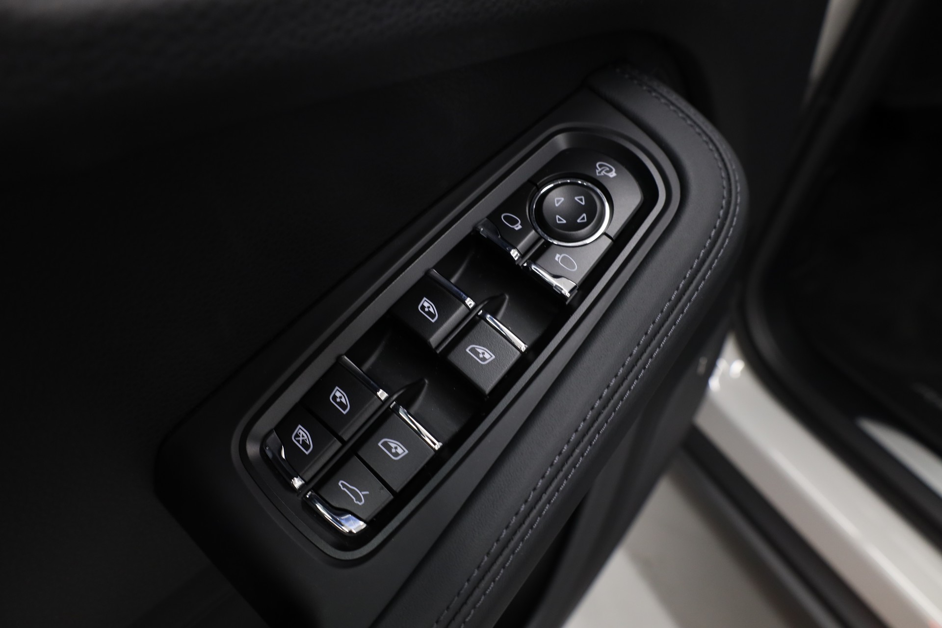 PORSCHE Macan 2.9 V6 S-image-21