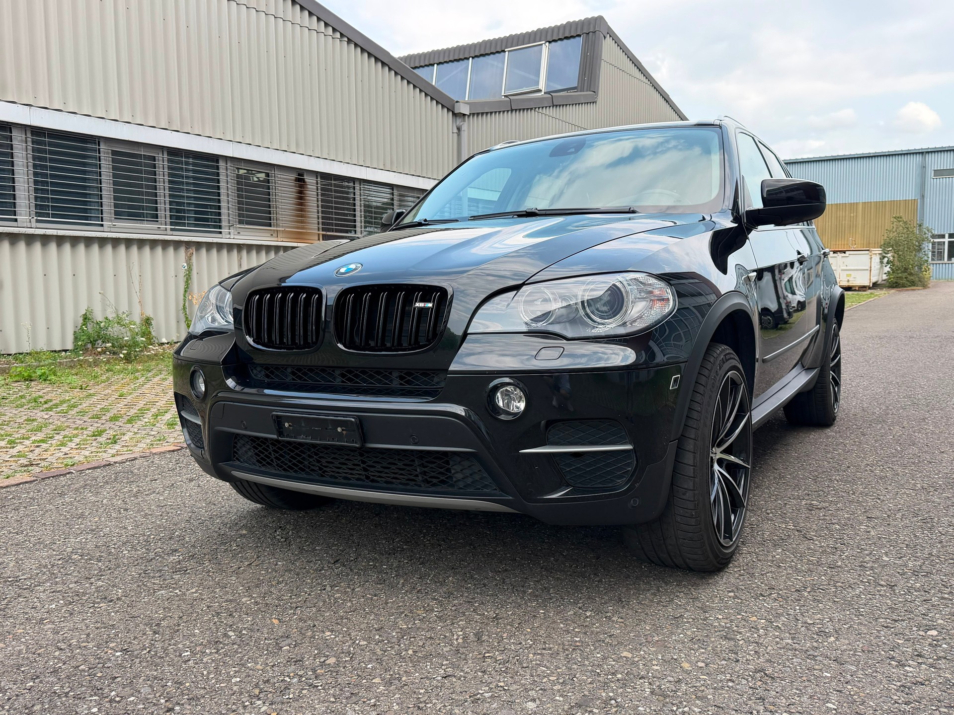 BMW 40d xDrive-image-0