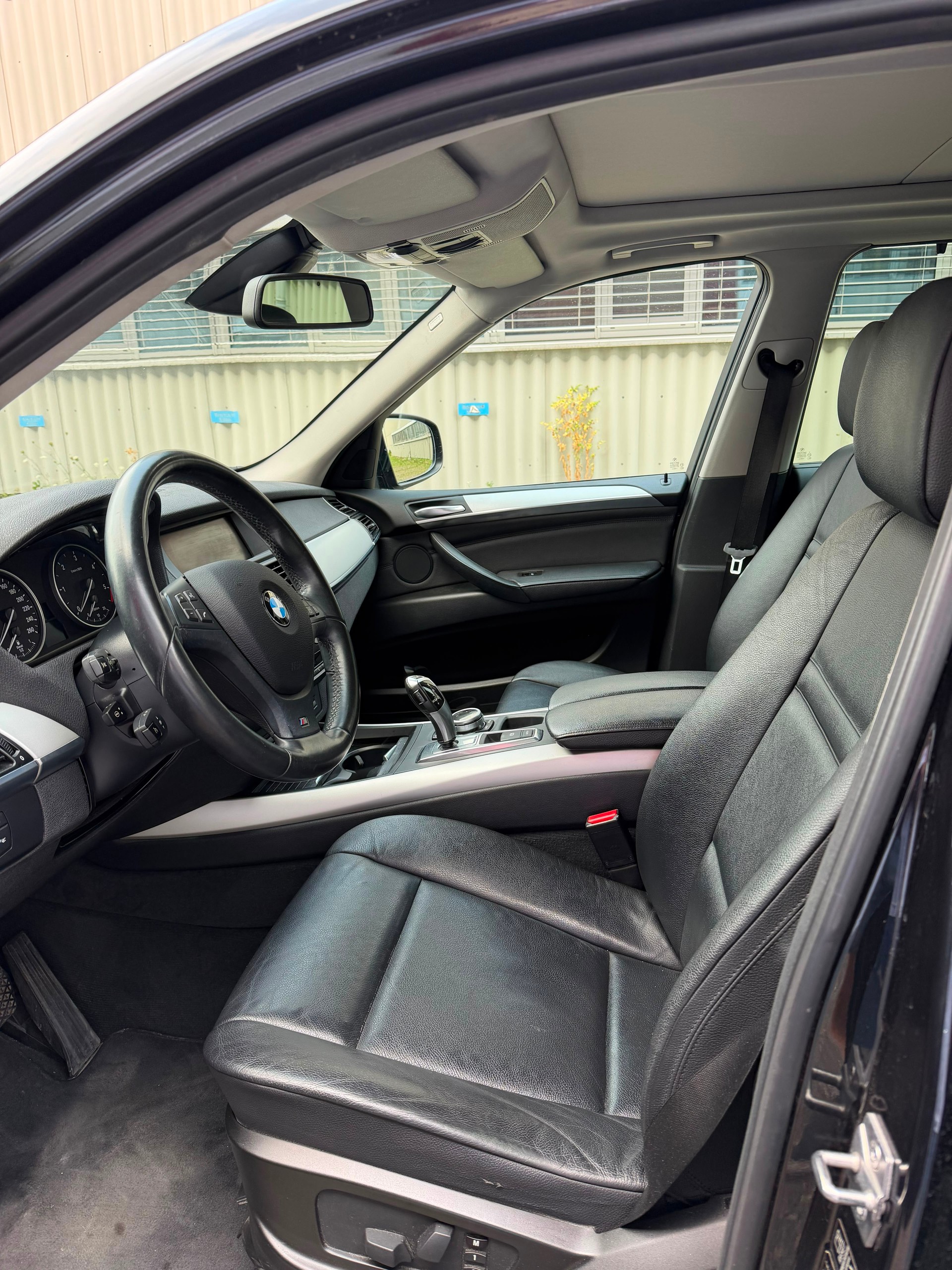 BMW 40d xDrive-image-5