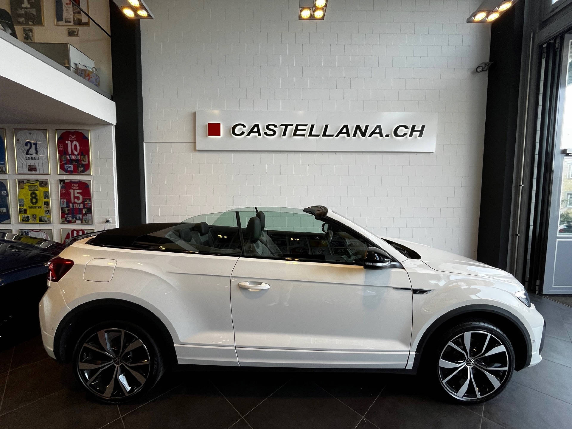 VW T-Roc Cabriolet 1.5 TSI R-Line DSG-image-6