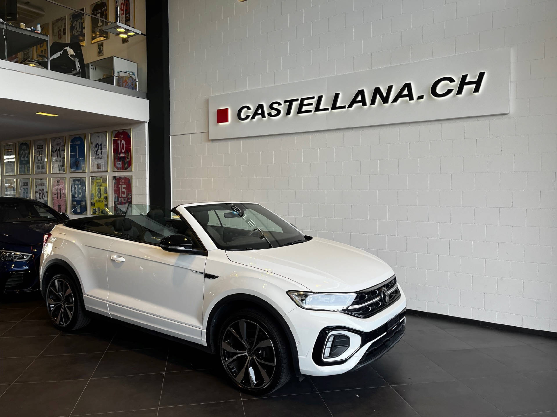 VW T-Roc Cabriolet 1.5 TSI R-Line DSG-image-0