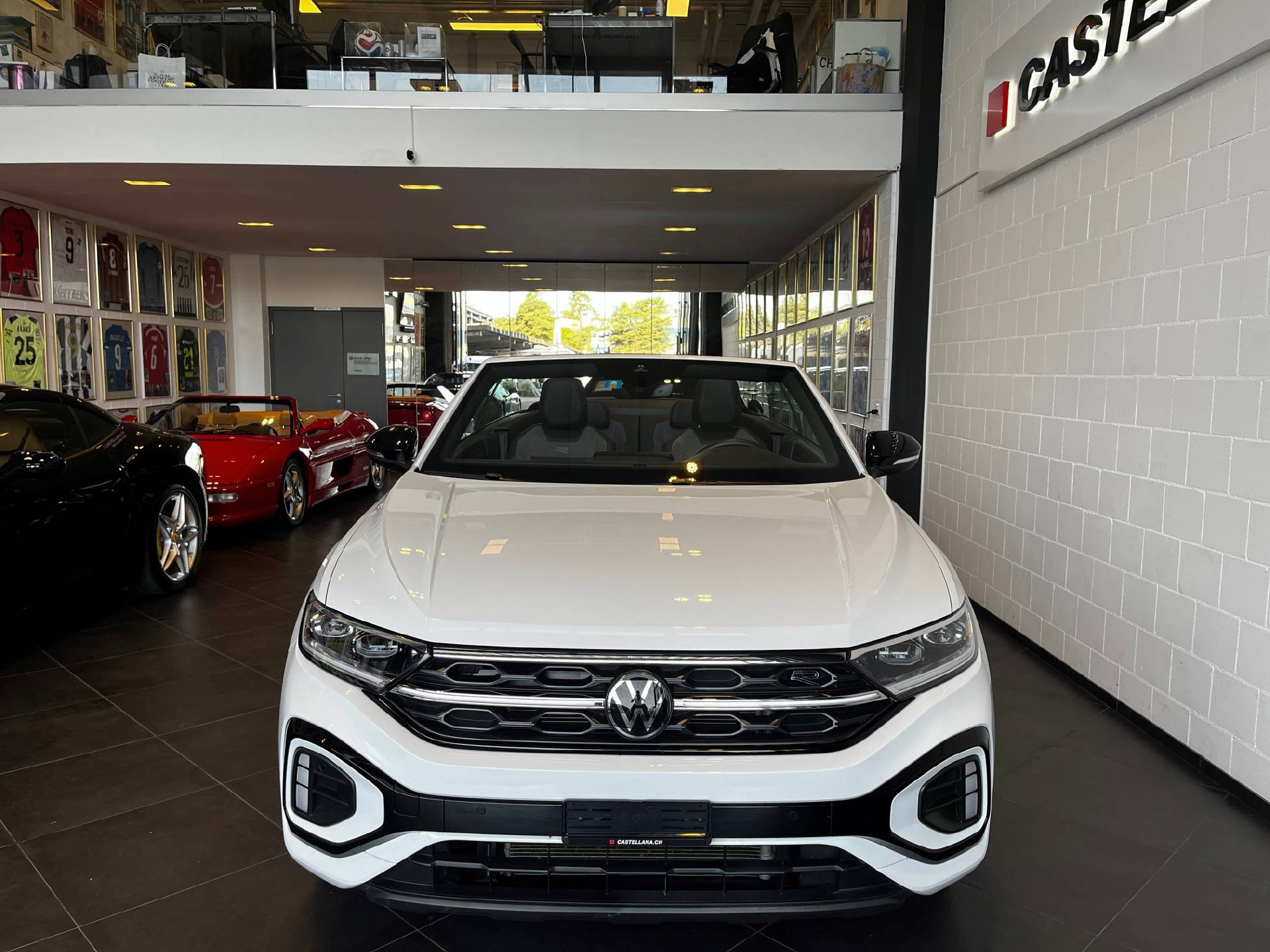 VW T-Roc Cabriolet 1.5 TSI R-Line DSG-image-3