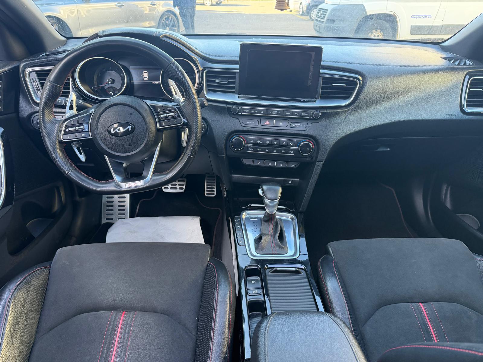 KIA ProCeed 1.6 T-GDi GT DCT-image-9