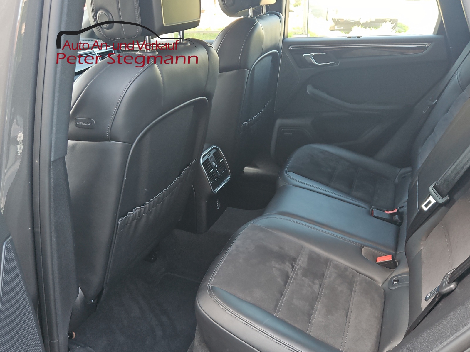 PORSCHE Macan GTS PDK-image-11