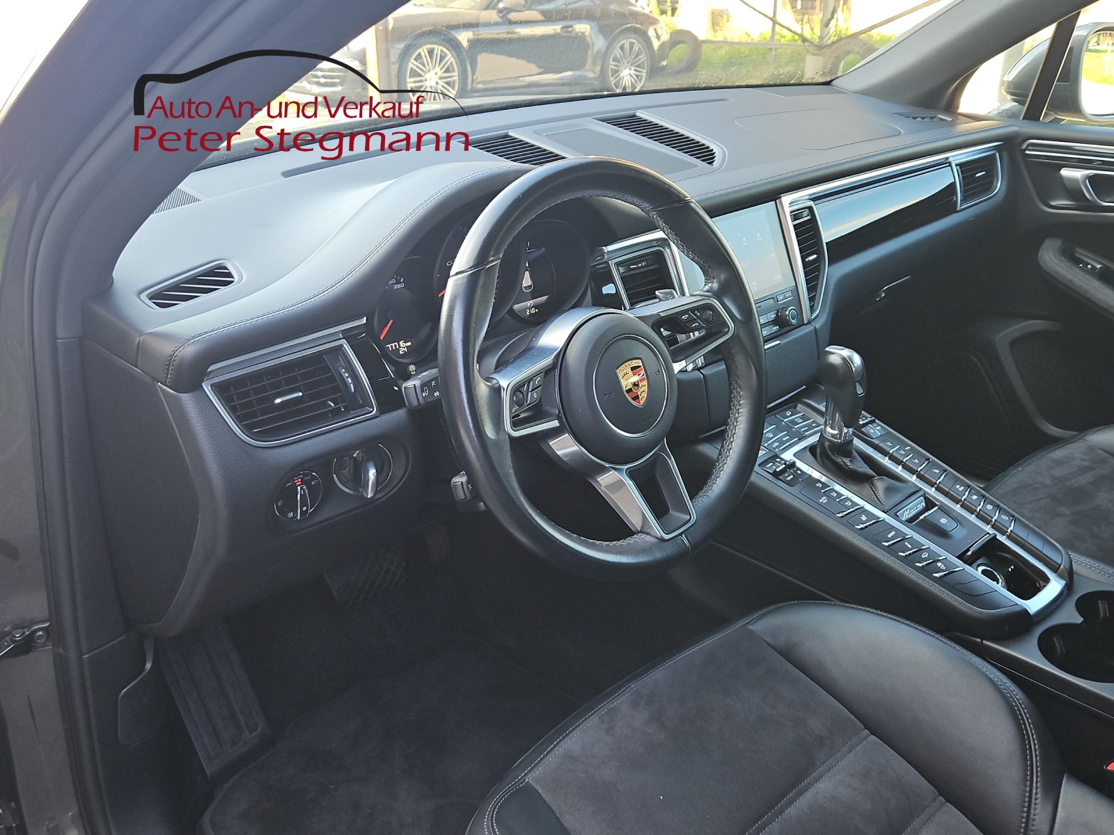 PORSCHE Macan GTS PDK-image-8