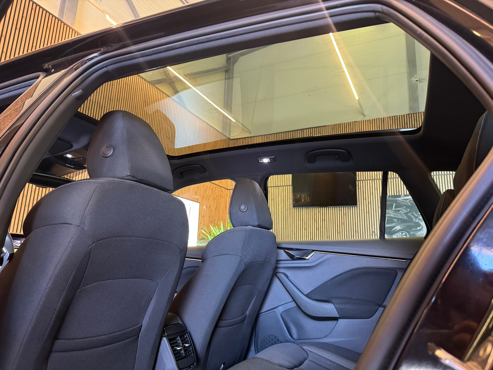 SKODA Kamiq 1.5 TSI Tour DSG-image-12