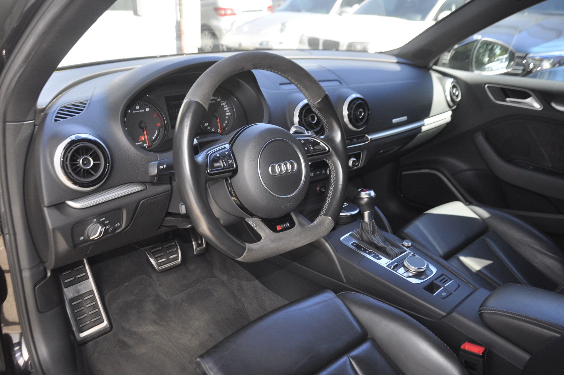 AUDI RS3 2.5 TSI quattro S-tronic I Audi Individual Panther Black Perleffekt-image-4