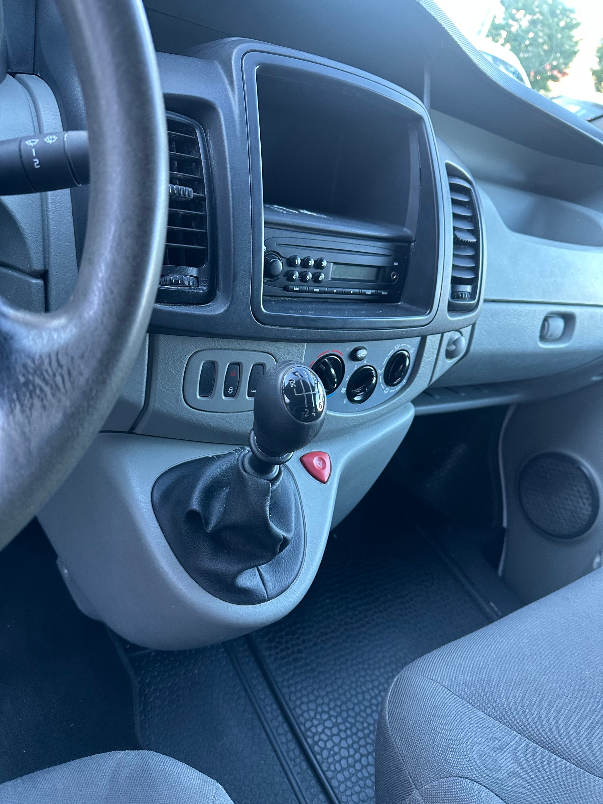 OPEL Vivaro 2.0 CDTI 2.9t L1H1-image-5