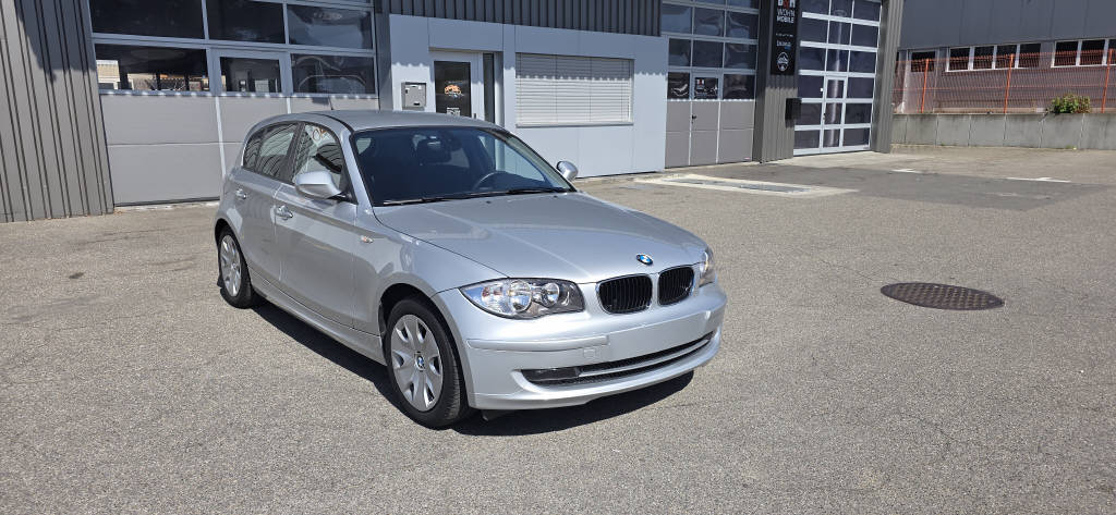 BMW 118d-image-0
