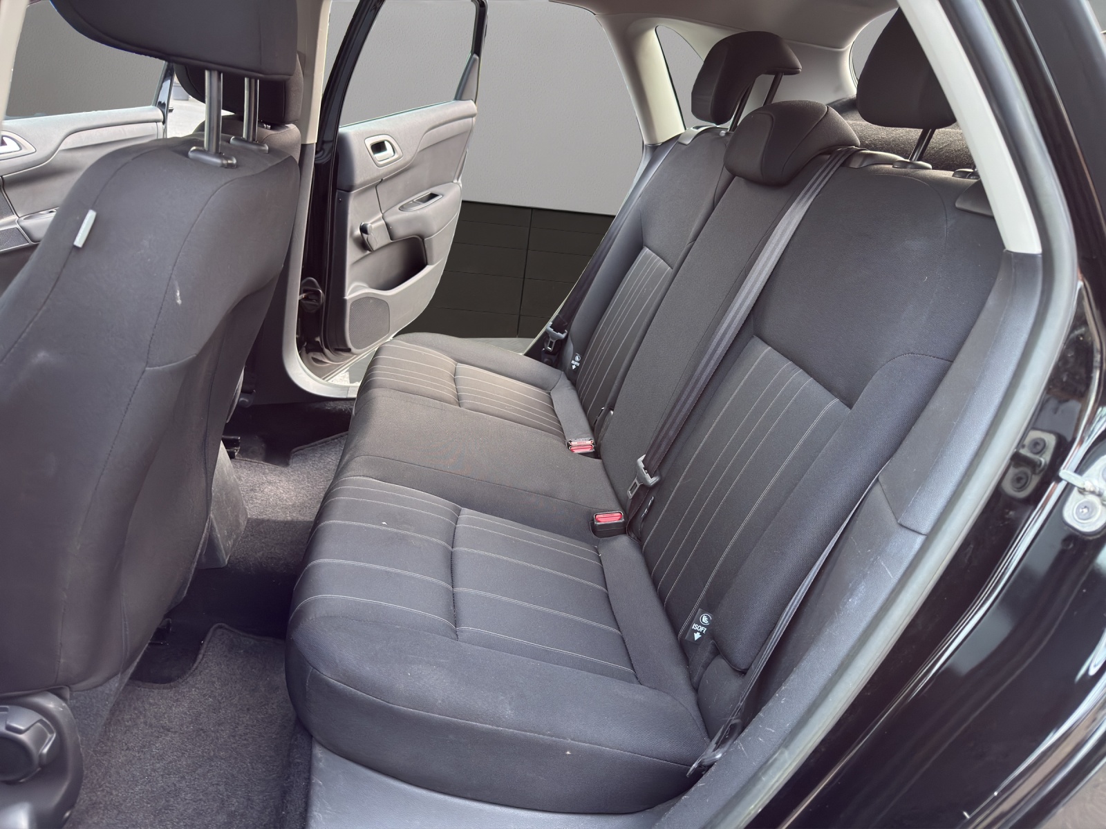 CITROEN C4 Berline 1.4 VTi Attraction-image-12