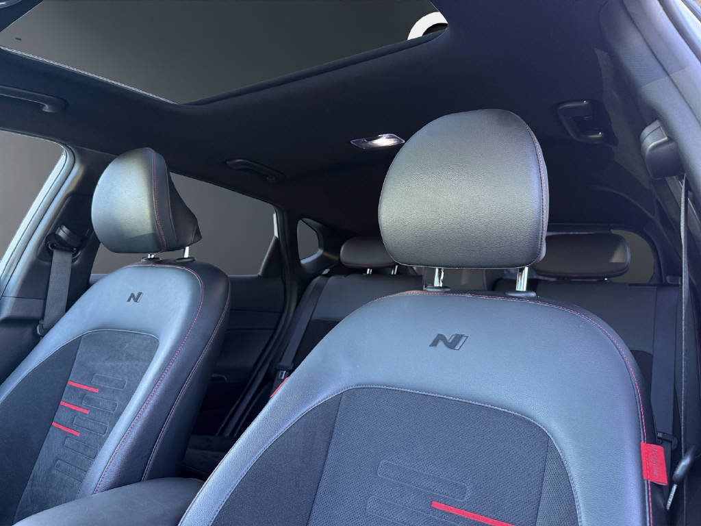 HYUNDAI Kona 1.6 GDi Hybrid N-Line-image-13