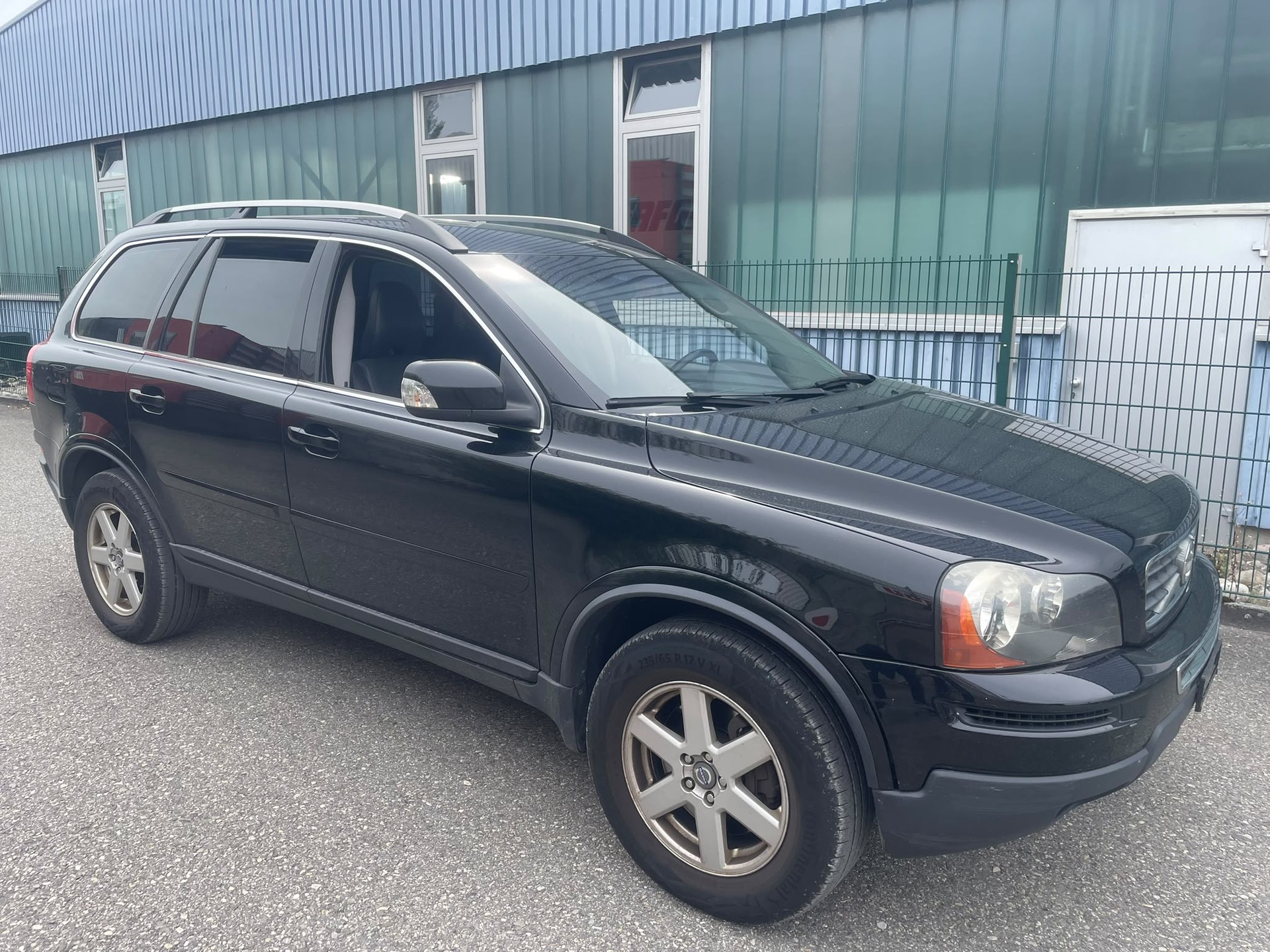 VOLVO XC90 D5 AWD Momentum Geartronic-image-1