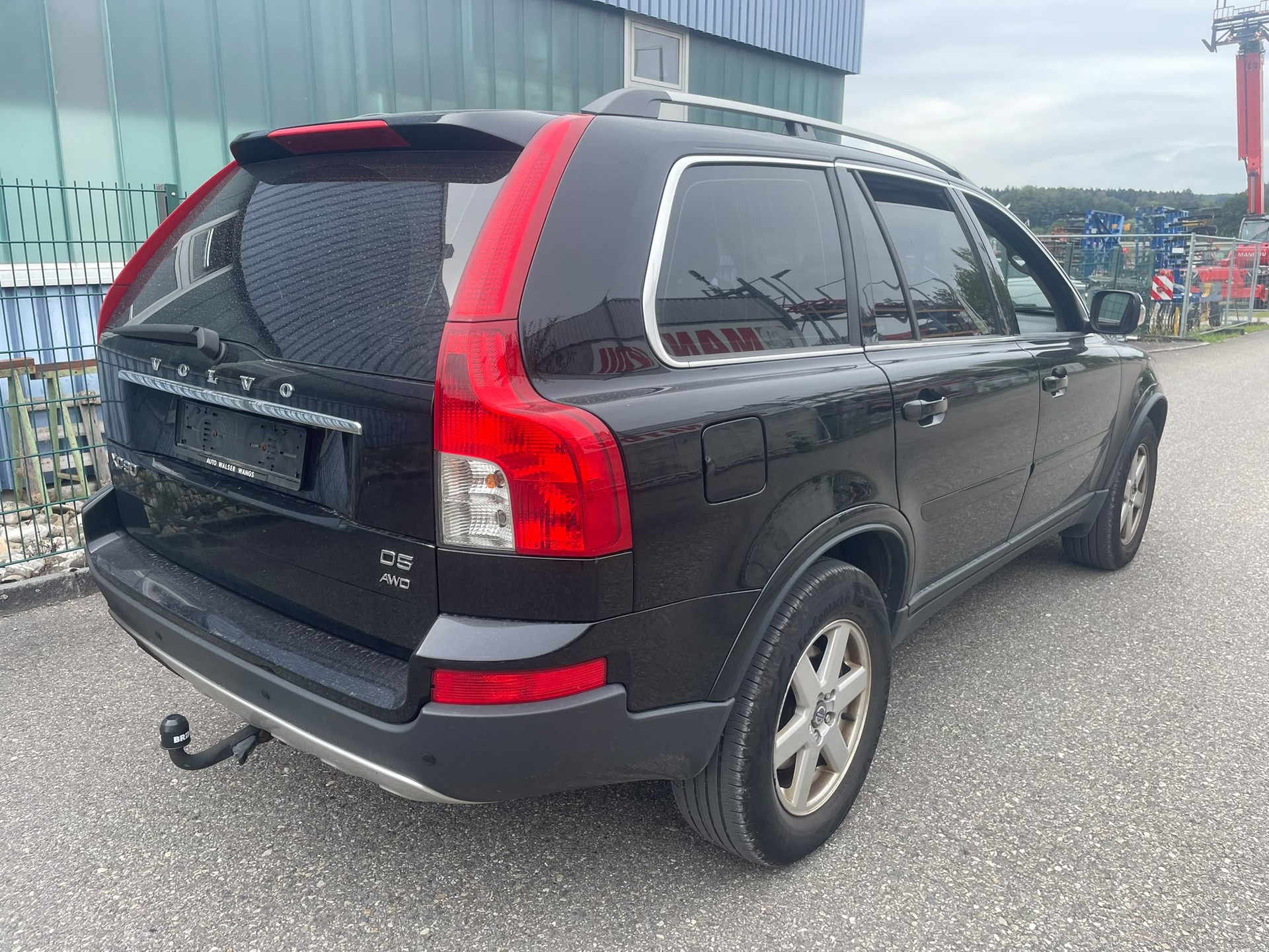 VOLVO XC90 D5 AWD Momentum Geartronic-image-2