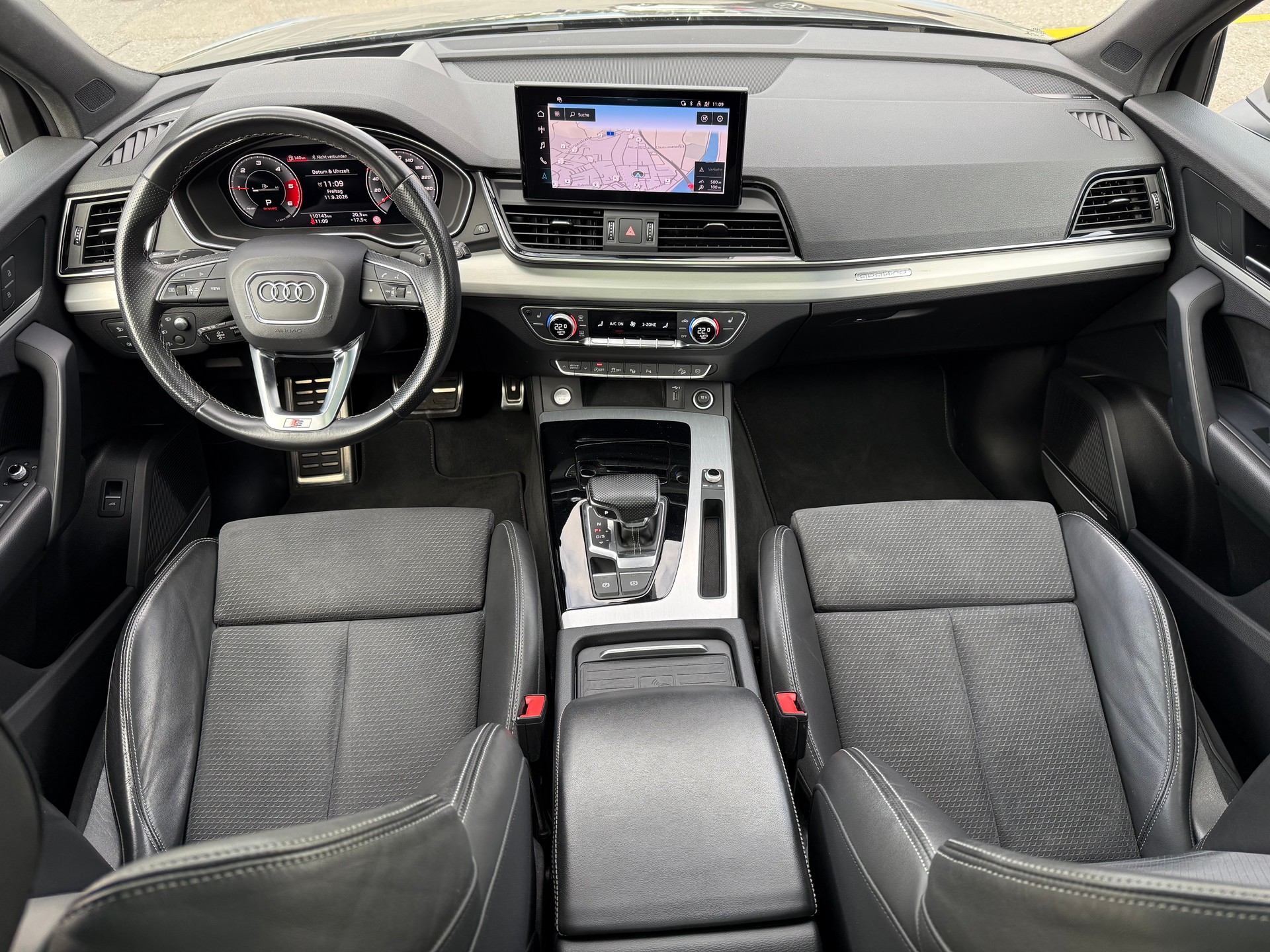 AUDI Q5 2.0 40 TDI S Line quattro S-Tronic-image-20