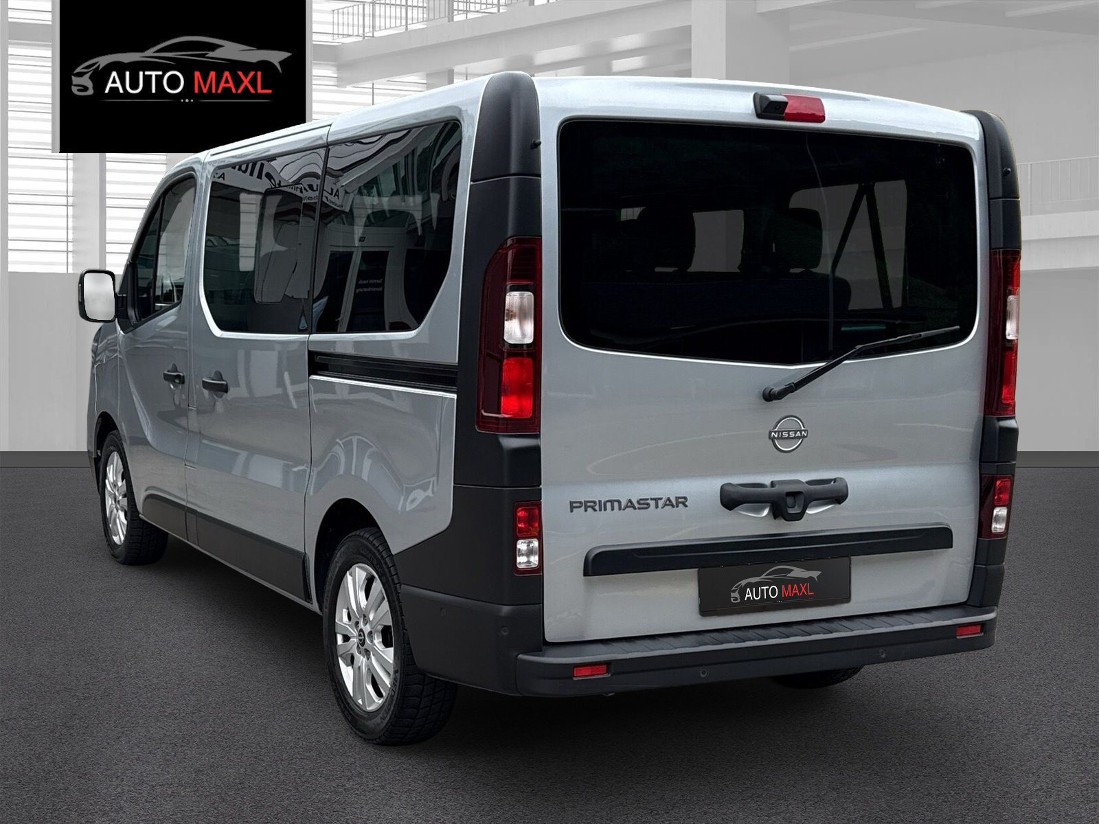 NISSAN Primastar dCi 170 3.0 L2H1 9 Pl. Tekna DCT-image-2
