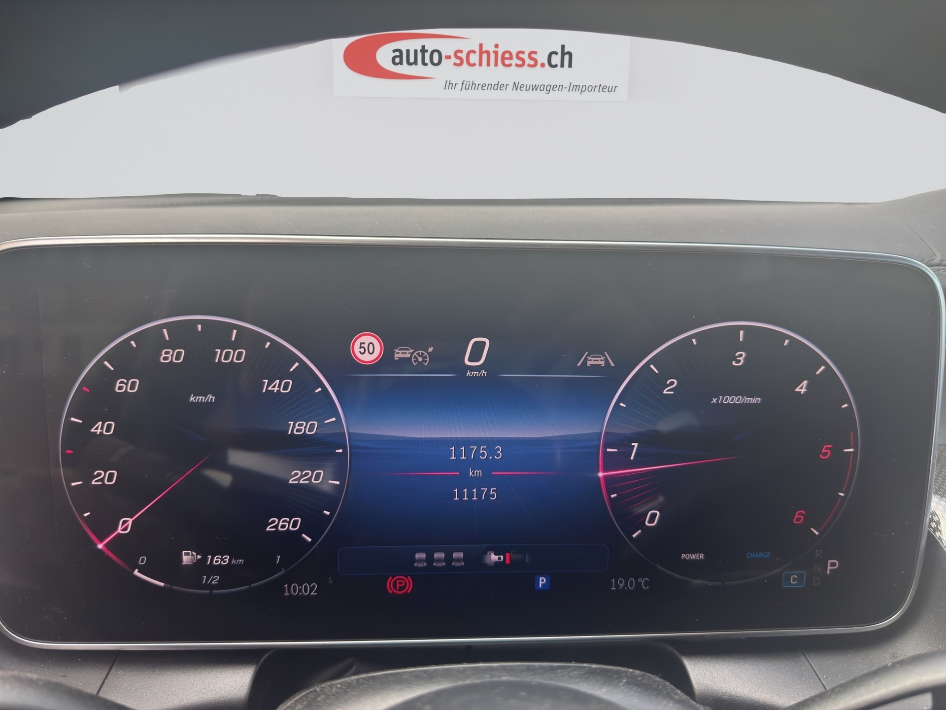 MERCEDES-BENZ GLC 300 d 4Matic 9G-Tronic AMG Edition Night-image-10