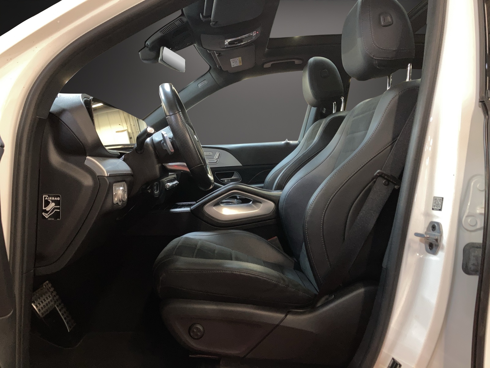 MERCEDES-BENZ GLE 350de AMG Line 4Matic-image-4