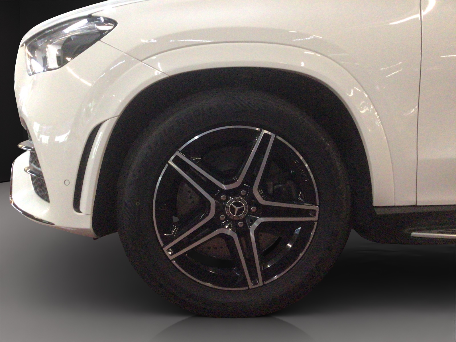MERCEDES-BENZ GLE 350de AMG Line 4Matic-image-14