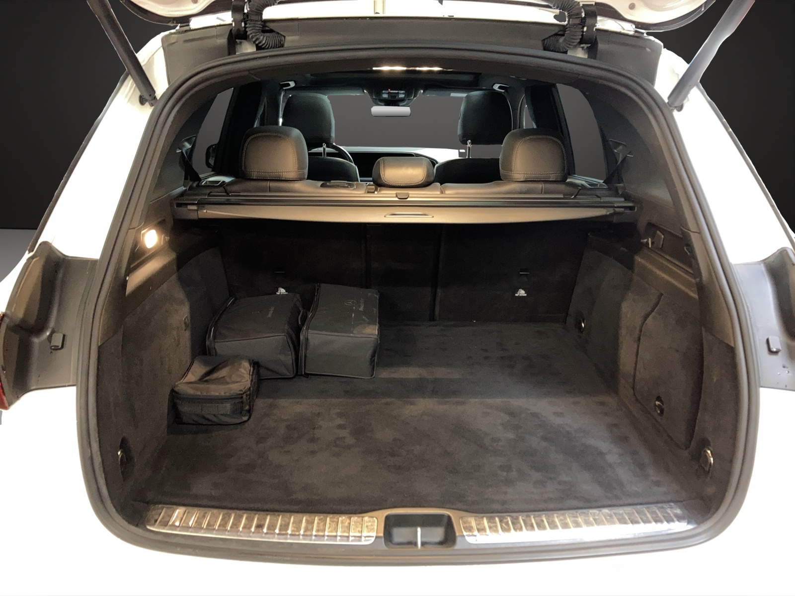 MERCEDES-BENZ GLE 350de AMG Line 4Matic-image-12