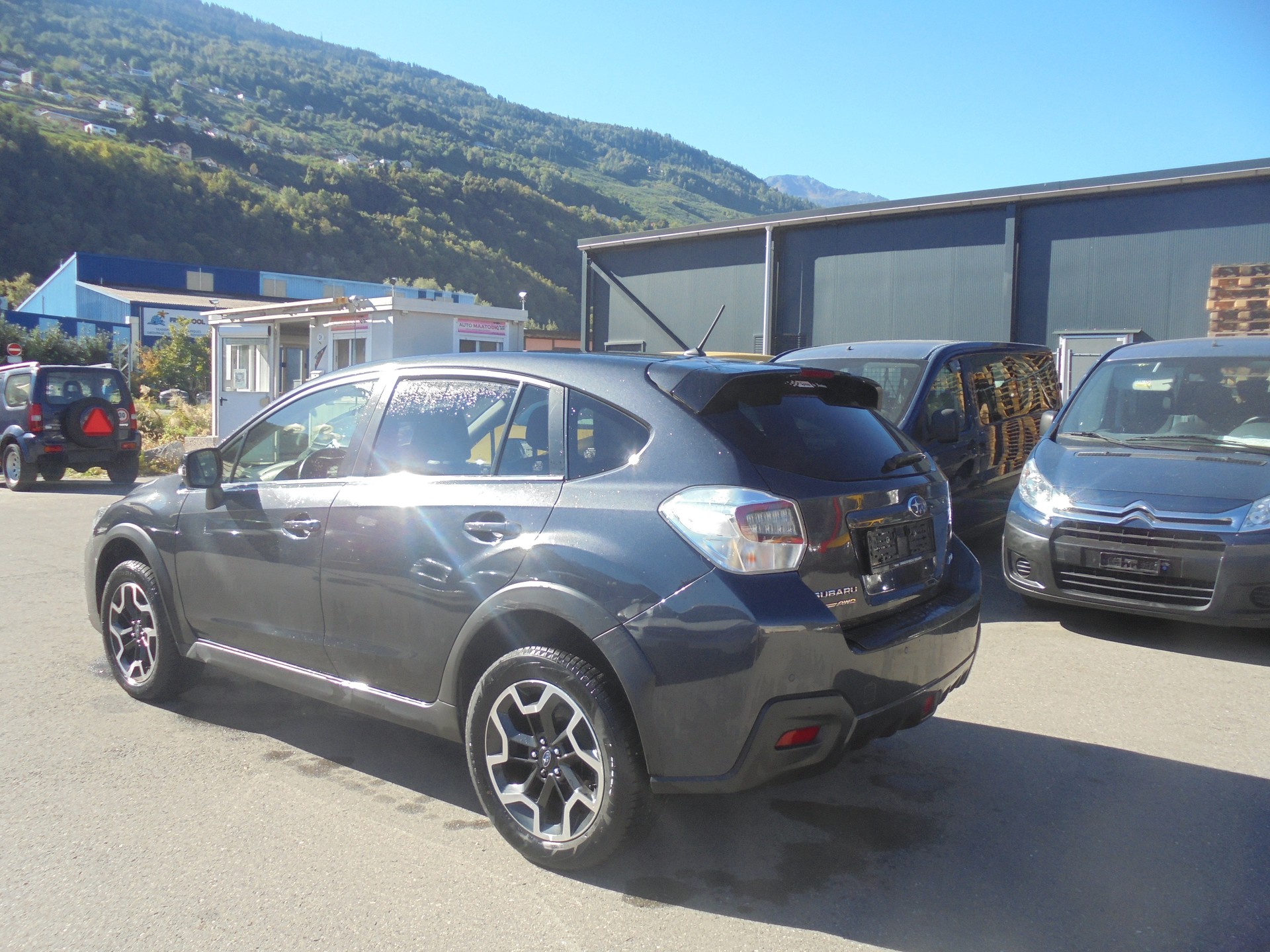 SUBARU XV 2.0 Swiss Two AWD CVT-image-5