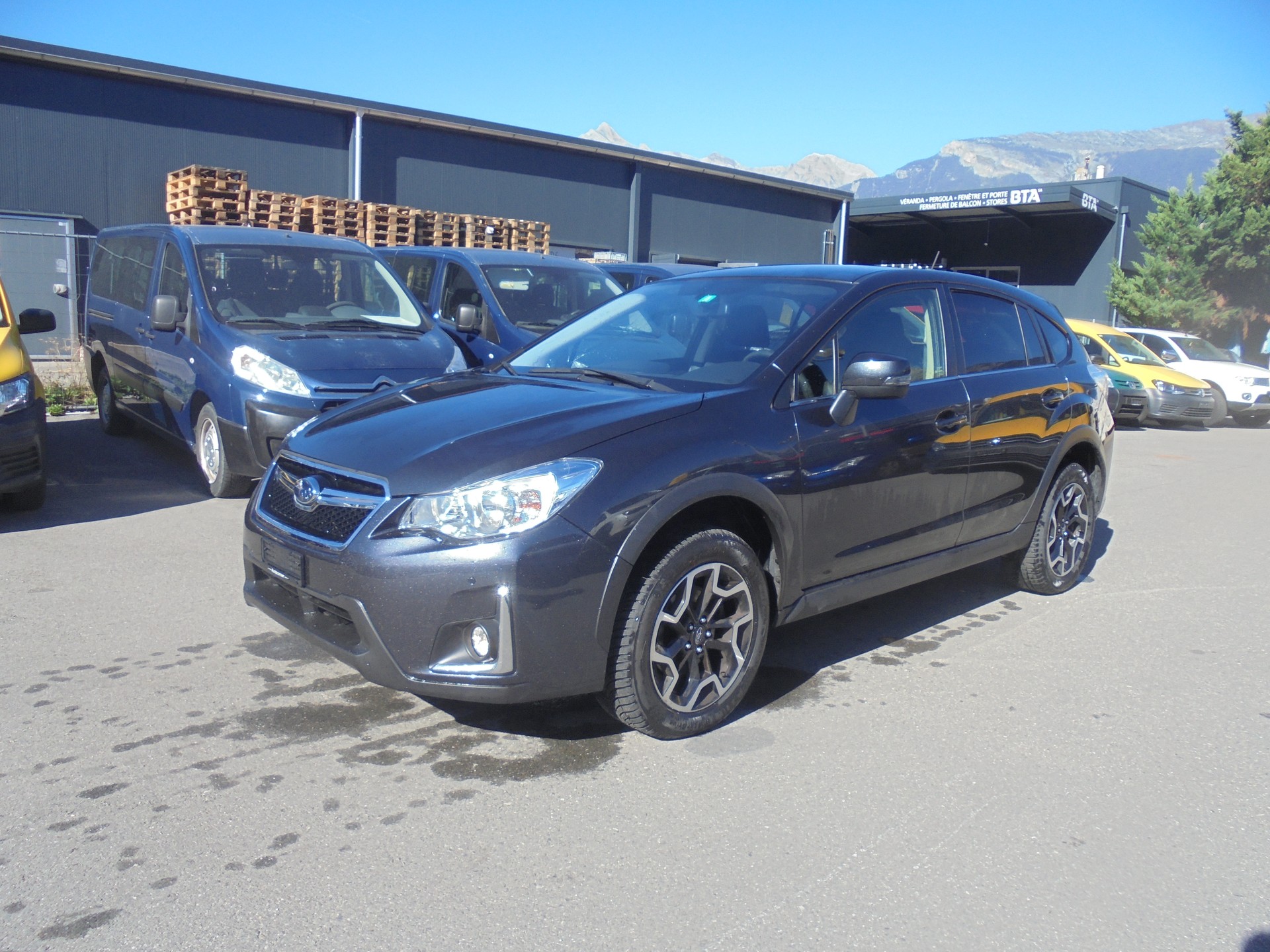 SUBARU XV 2.0 Swiss Two AWD CVT-image-1