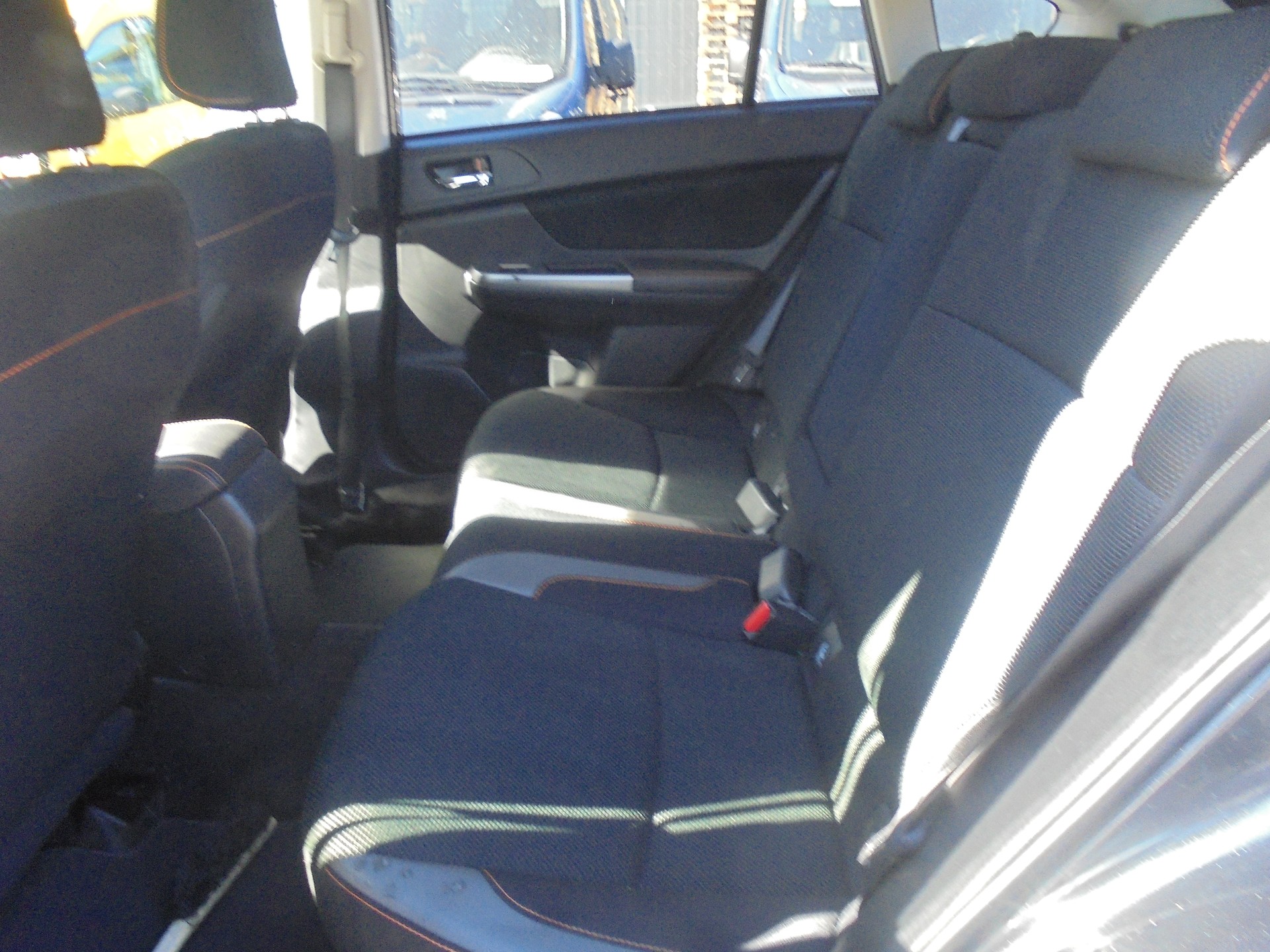 SUBARU XV 2.0 Swiss Two AWD CVT-image-6