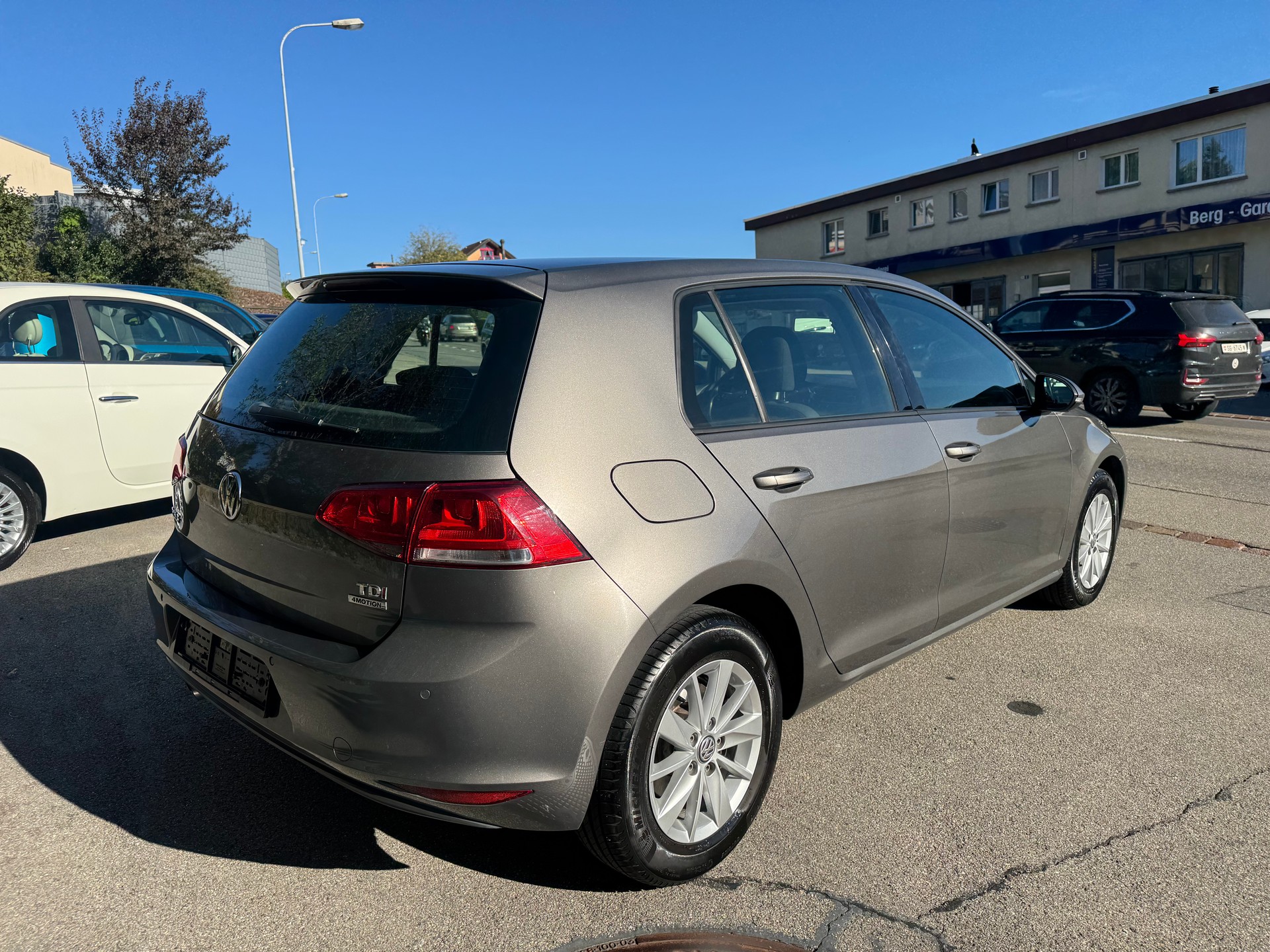 VW Golf 1.6 TDI Comfortline 4Motion-image-2