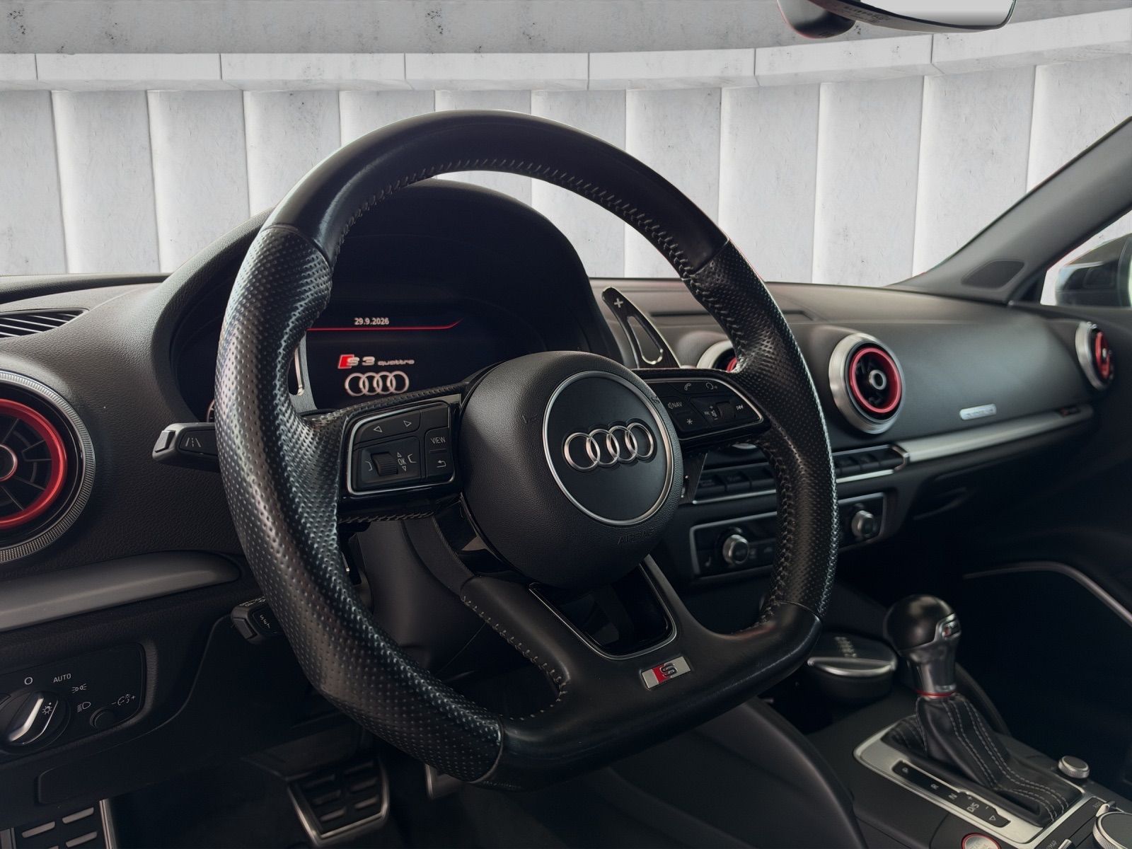 AUDI S3 Sportback 2.0 TFSI quattro S-tronic-image-10