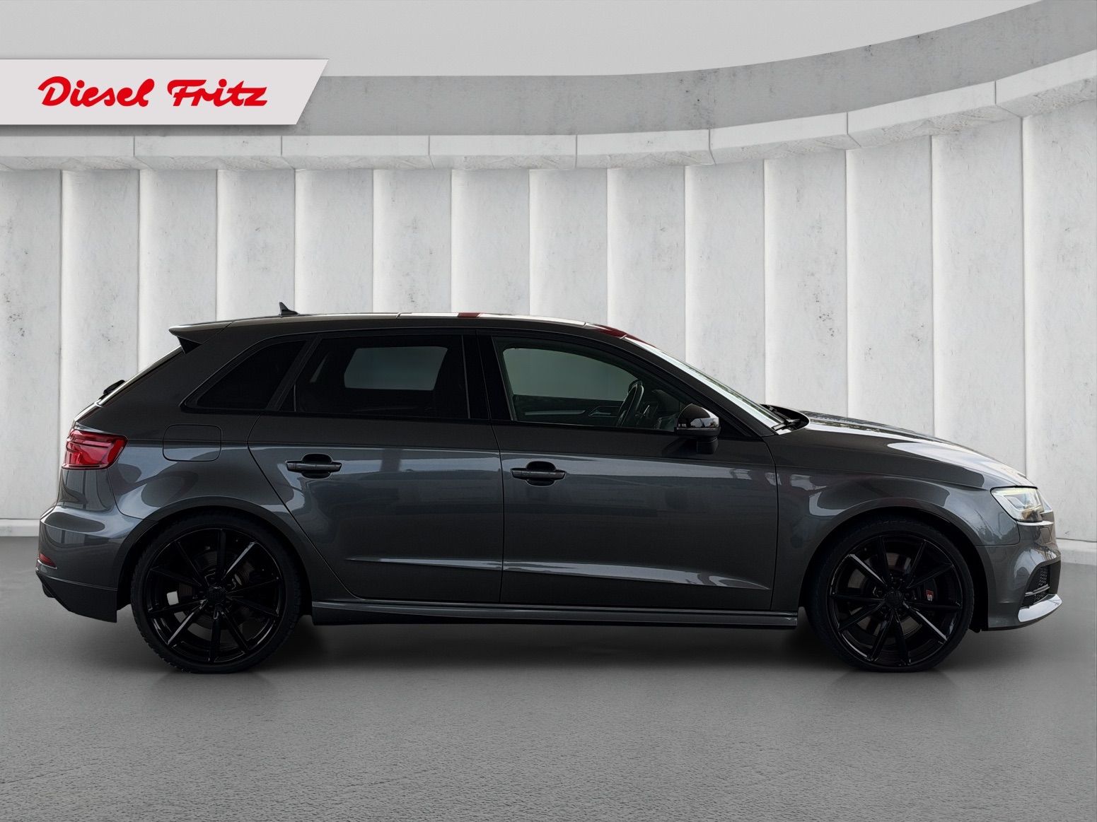 AUDI S3 Sportback 2.0 TFSI quattro S-tronic-image-5