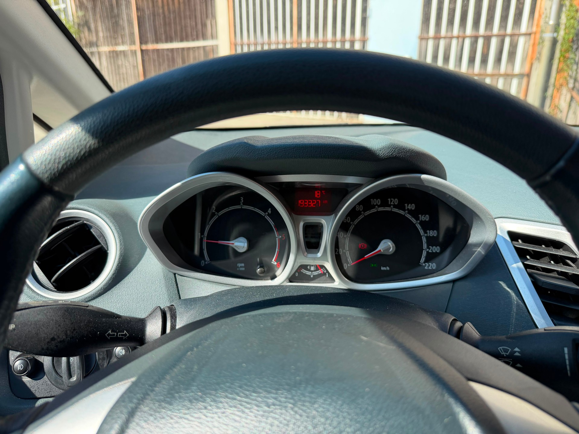 FORD Fiesta 1.6 16V TDCi Trend-image-11