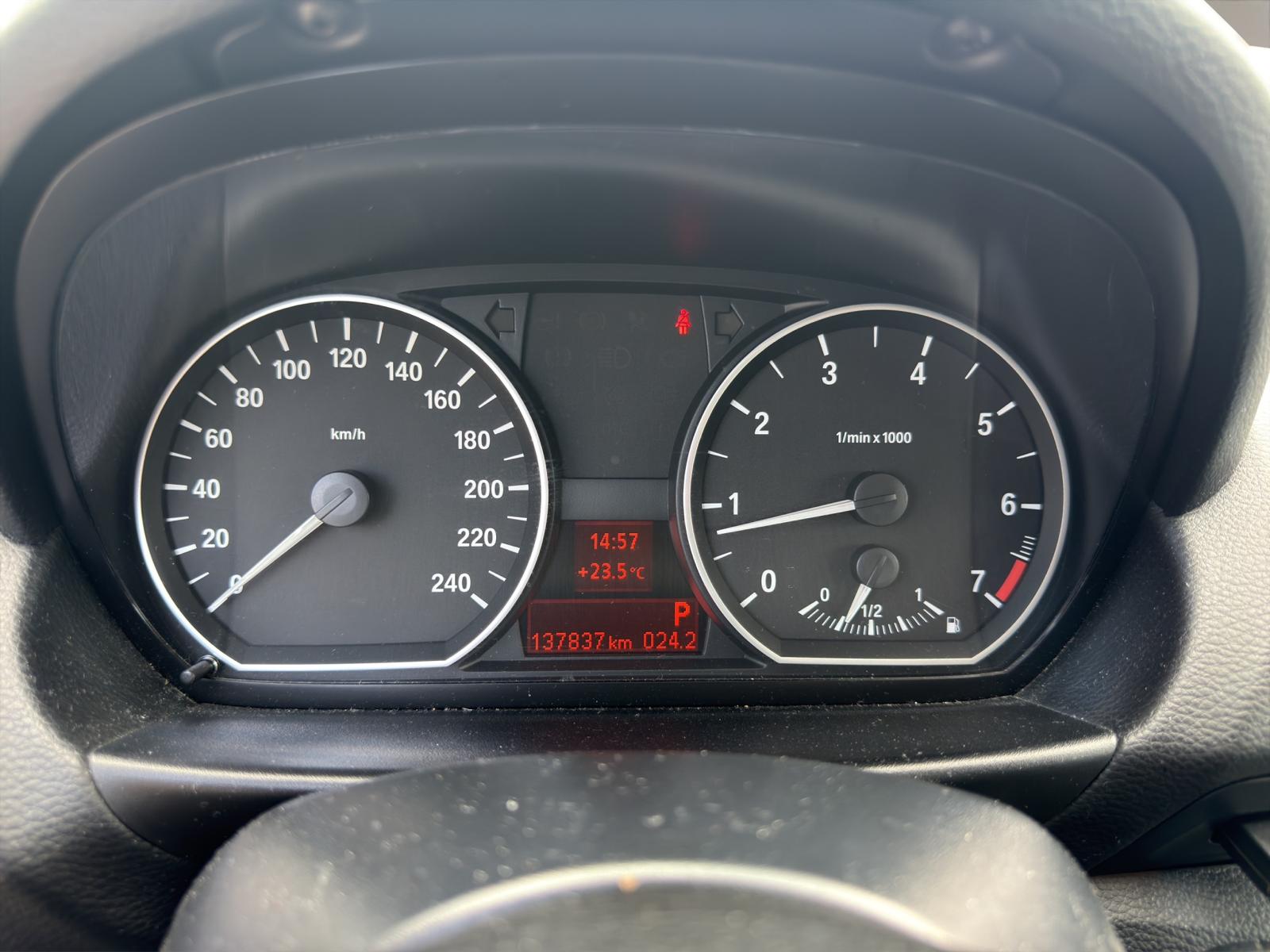 BMW 116i Steptronic-image-7