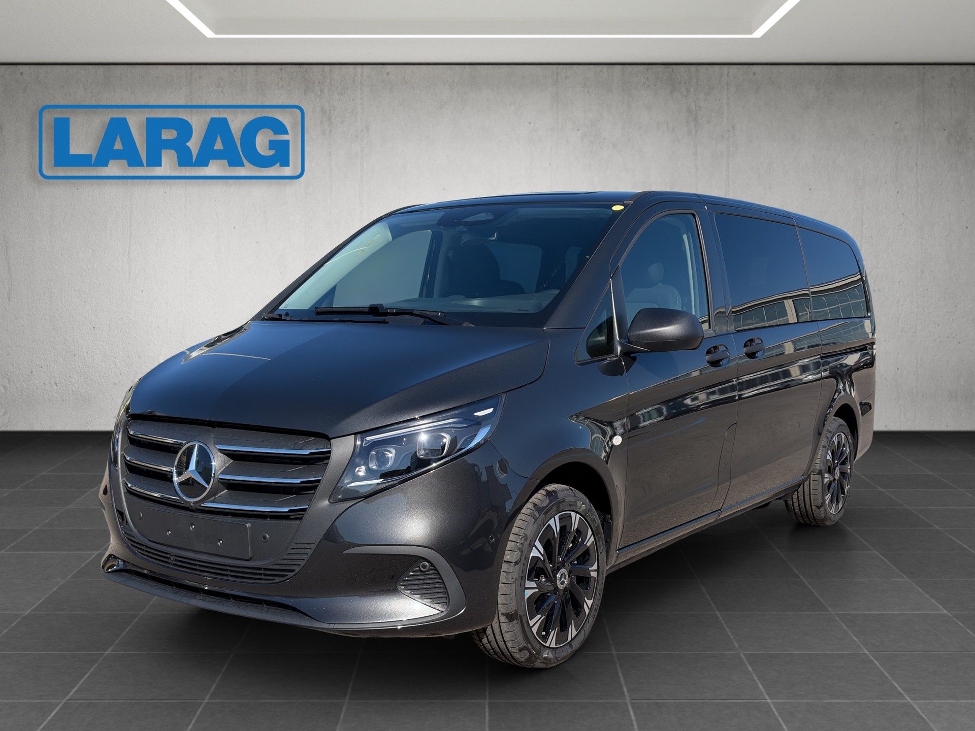 MERCEDES-BENZ Vito 116 CDI Lang Tourer 9G-Tronic 4M Select-image-0