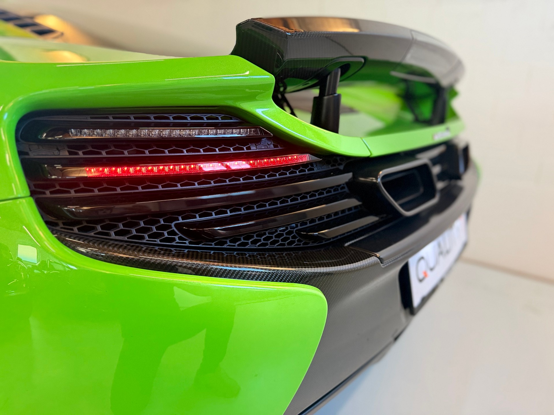 McLAREN 650S Coupé 3.8 V8 SSG-image-6
