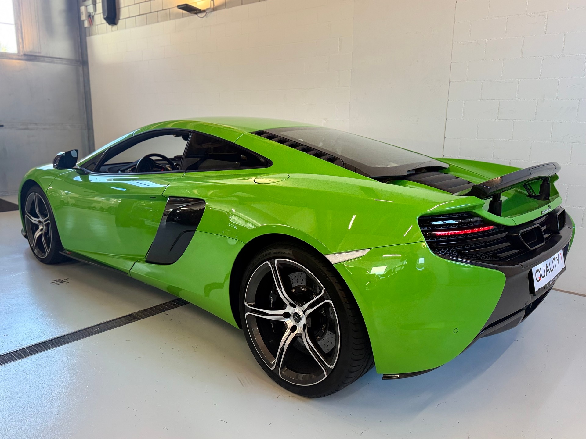 McLAREN 650S Coupé 3.8 V8 SSG-image-3