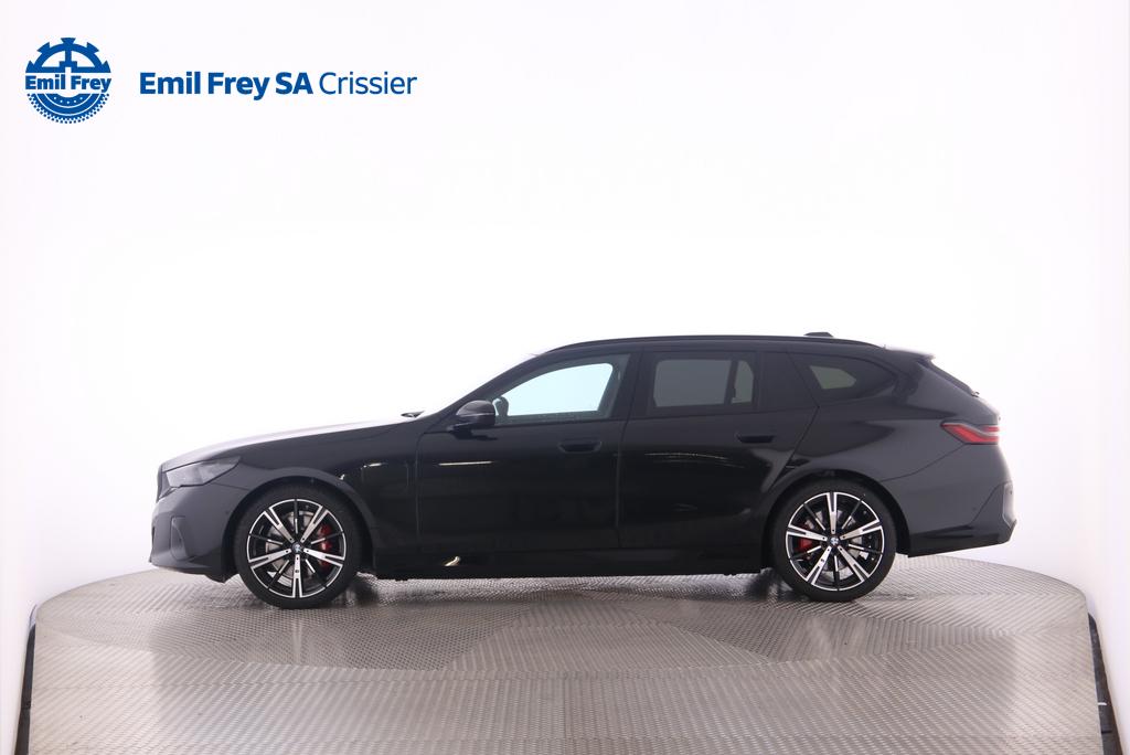 BMW 530e xDrive Touring-image-2