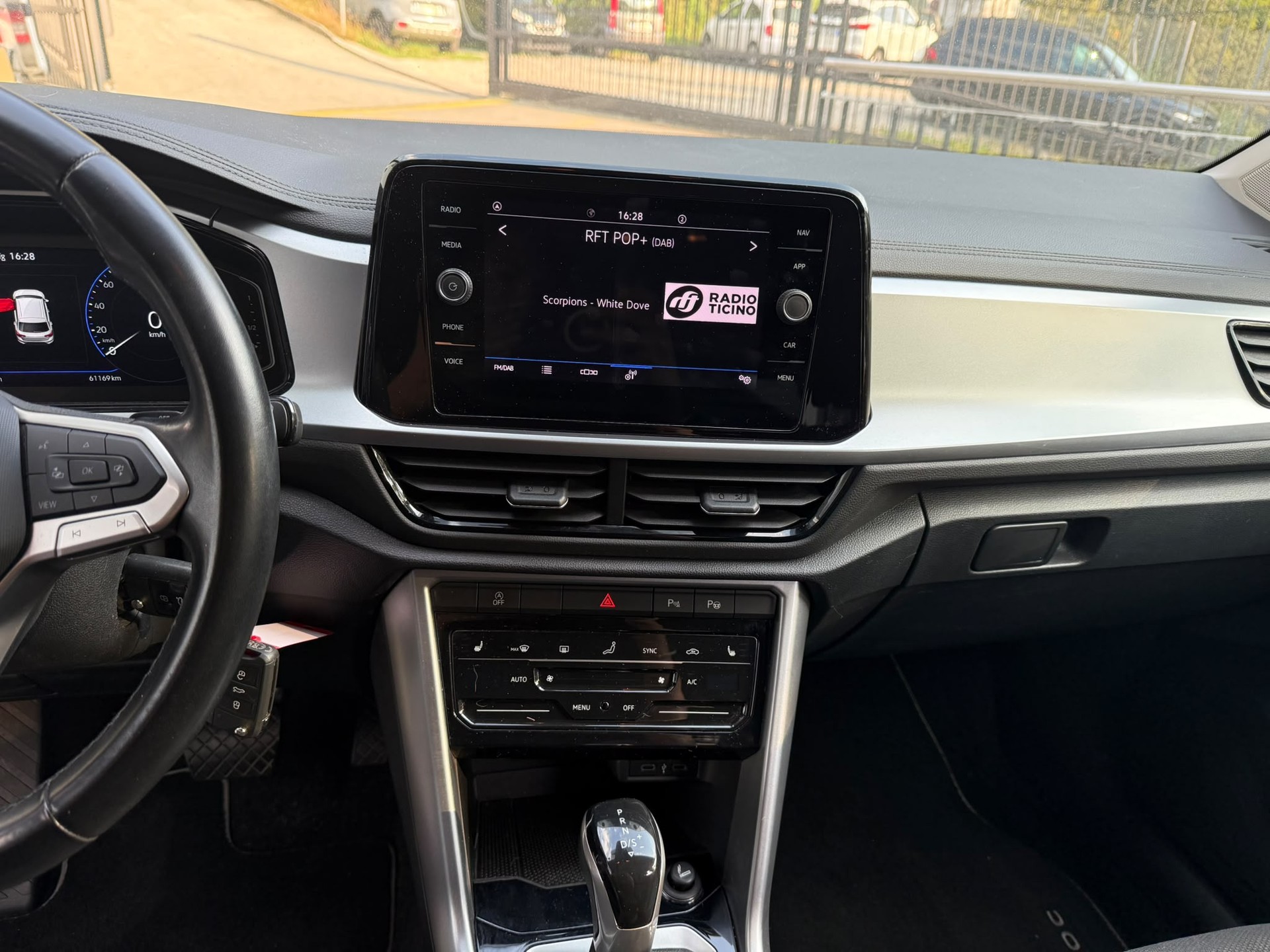 VW T-Roc 1.5 TSI EVO Style DSG-image-13