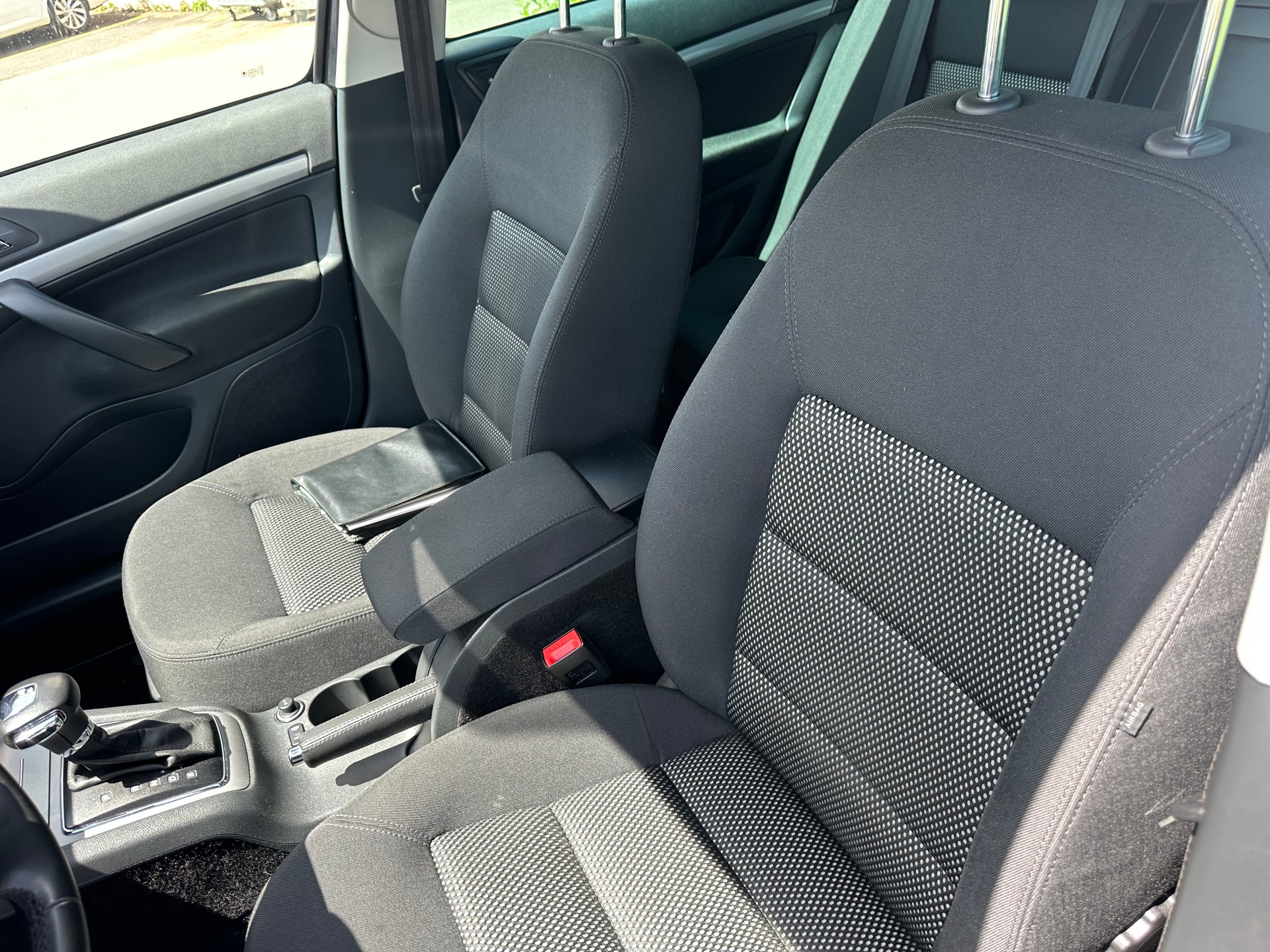 SKODA Octavia Combi 2.0 TDI AllDrive 4x4 Frisch ab MFK-image-13