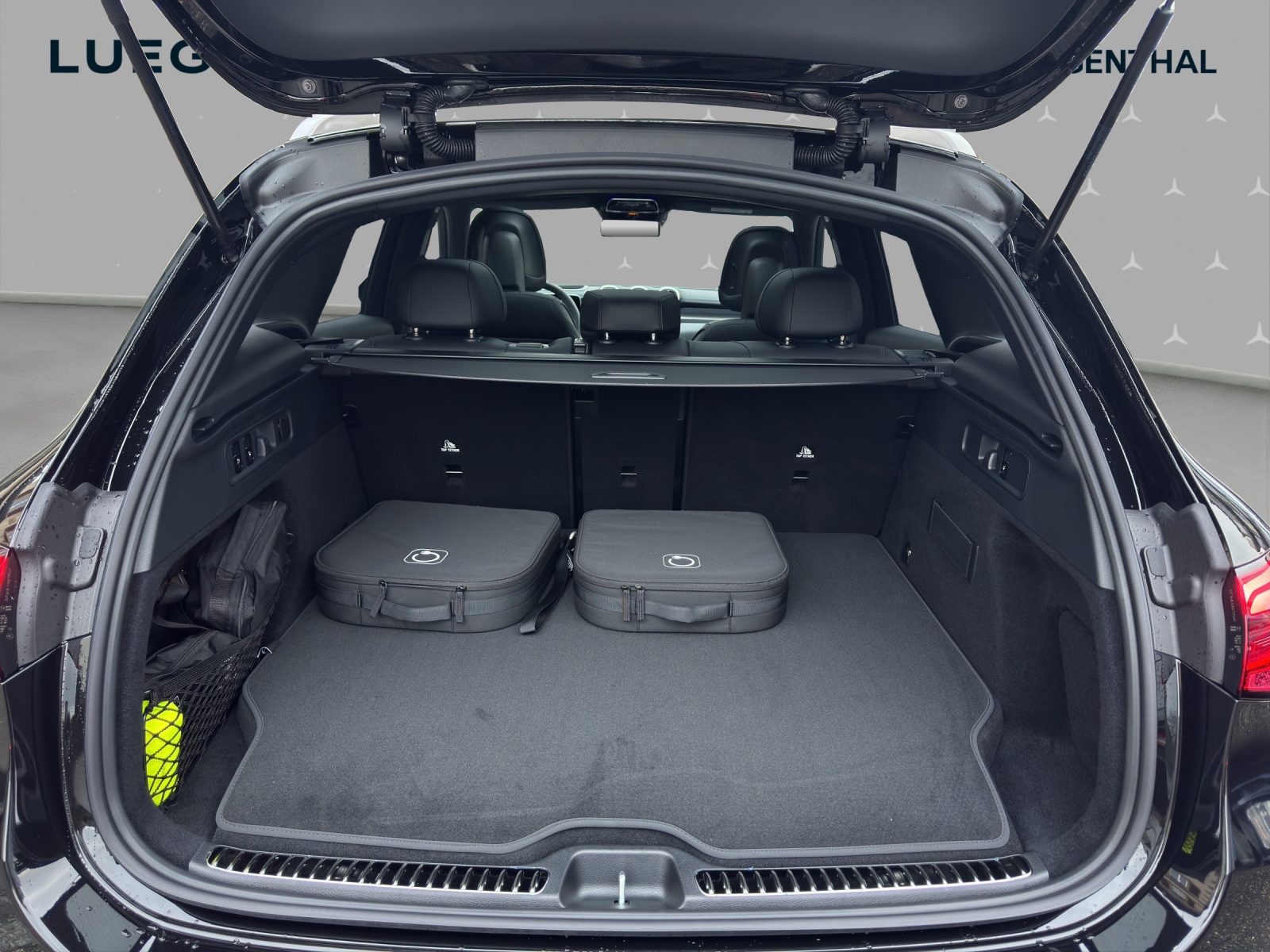 MERCEDES-BENZ GLC 300 de 4Matic EQ Star 9G-Tronic-image-14