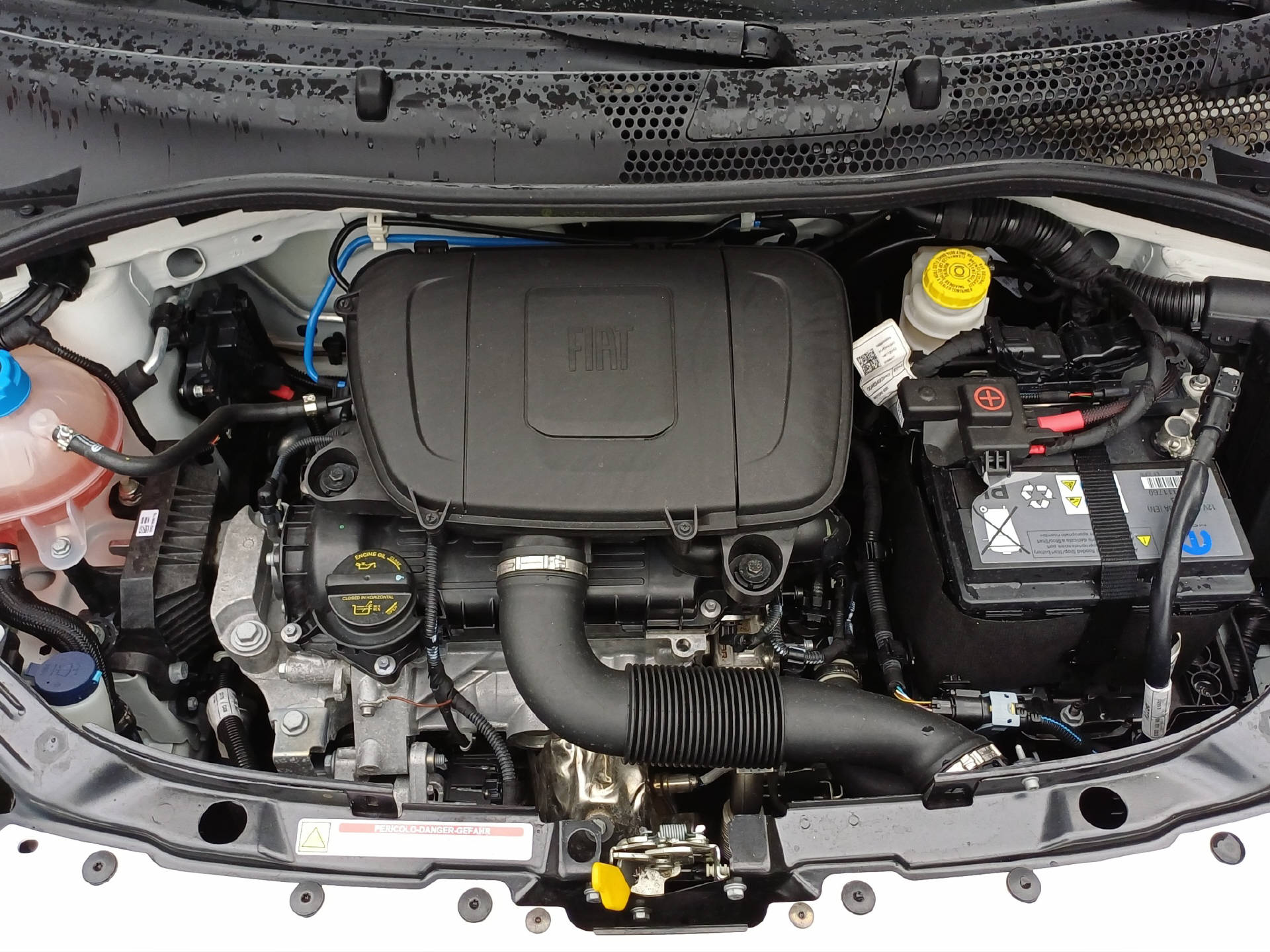 FIAT 500 1.0 Hybrid Dolcevita-image-12