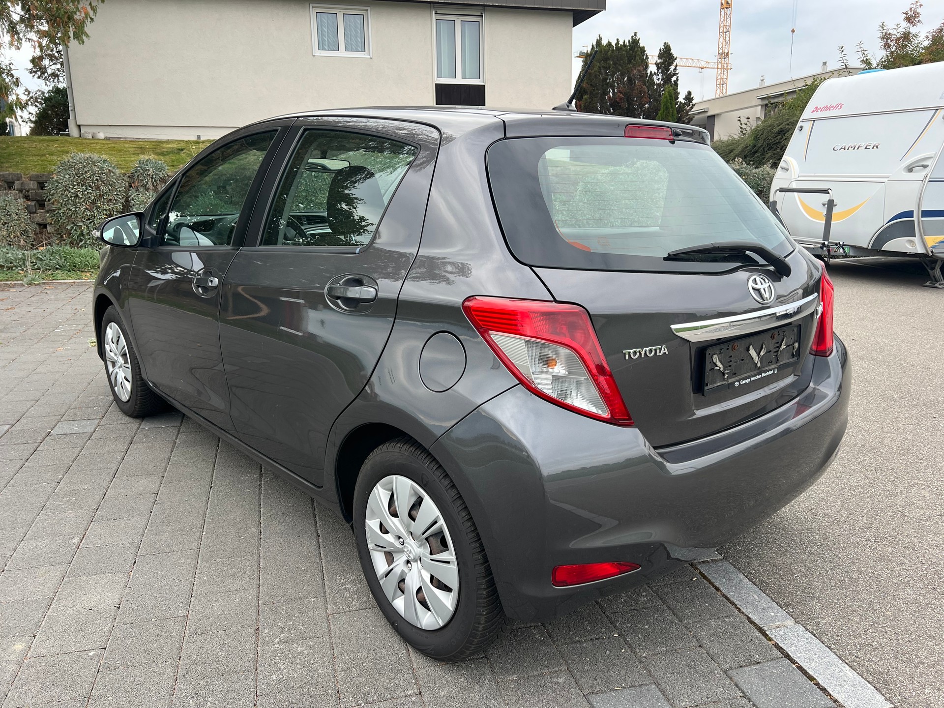 TOYOTA Yaris 1.33 Luna-image-6