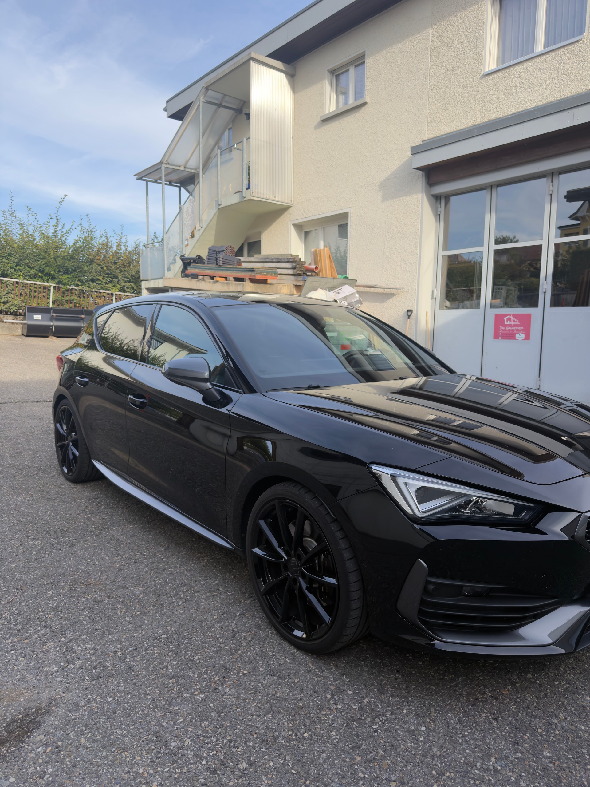 CUPRA 2.0 TSI 300 VZ DSG-image-5